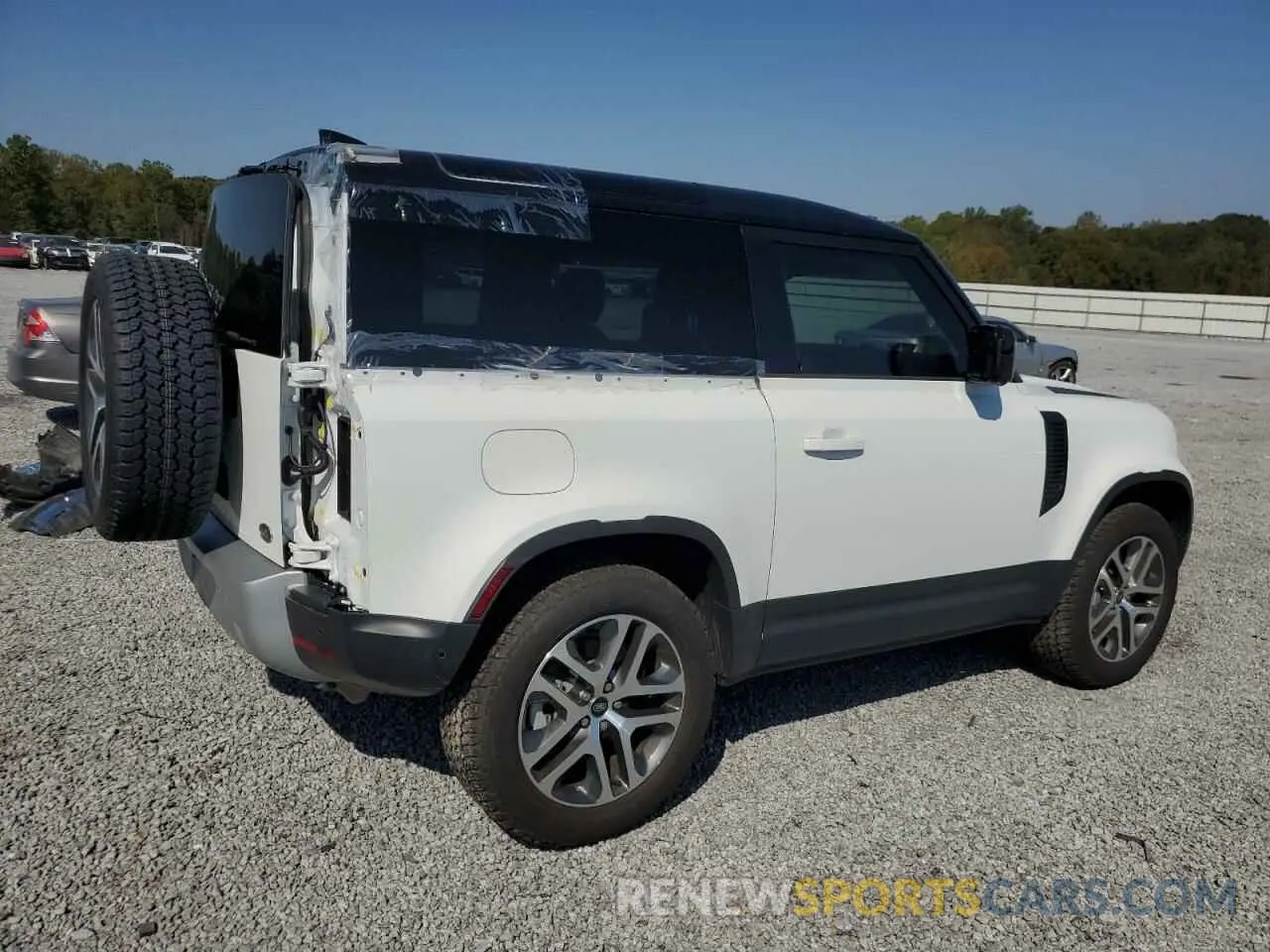 3 Photograph of a damaged car SALEP6EU8P2208389 LAND ROVER ALL OTHER 2023