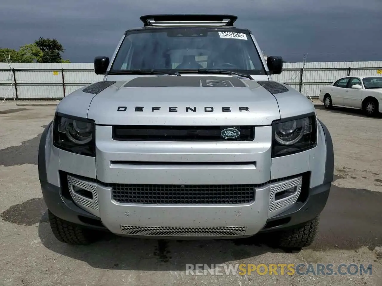 5 Photograph of a damaged car SALE17EU2L2002826 LAND ROVER DEFENDER 2020