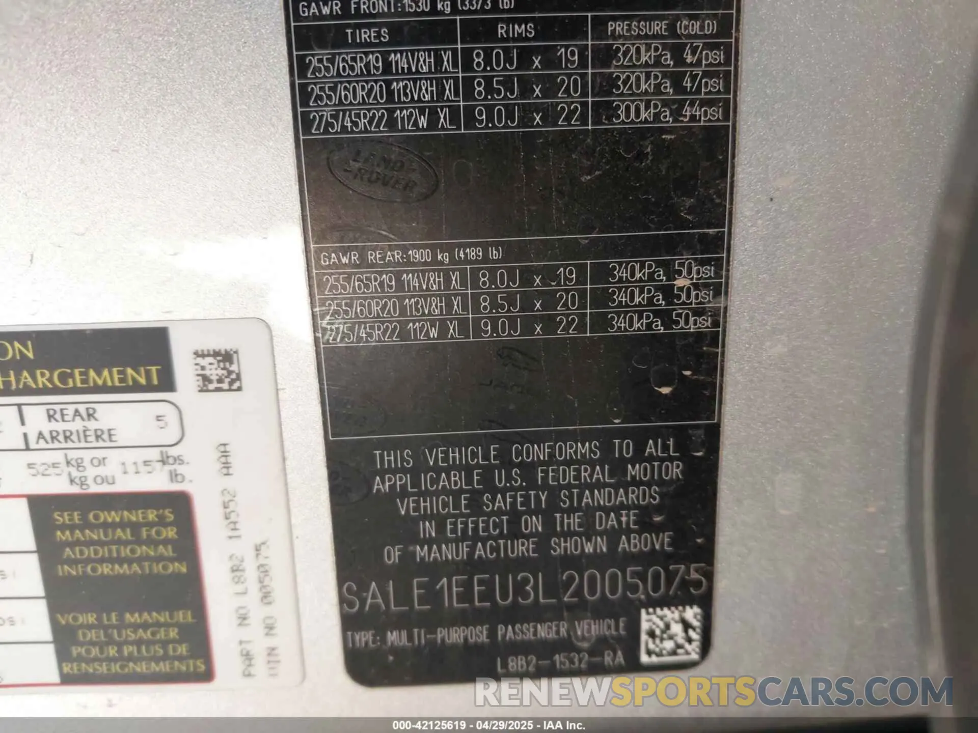9 Photograph of a damaged car SALE1EEU3L2005075 LAND ROVER DEFENDER 2020