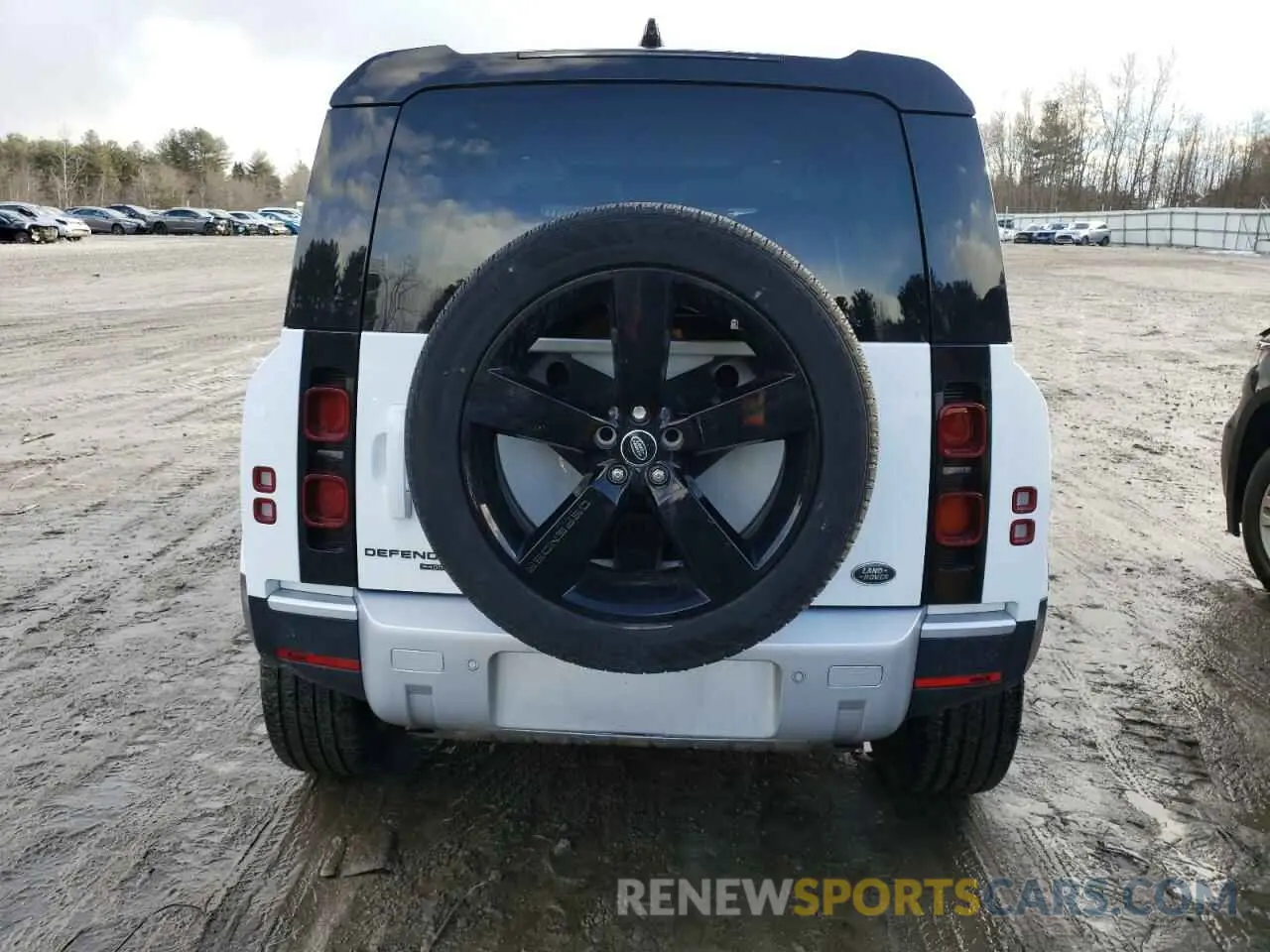 6 Photograph of a damaged car SALE97EU2L2017688 LAND ROVER DEFENDER 2020