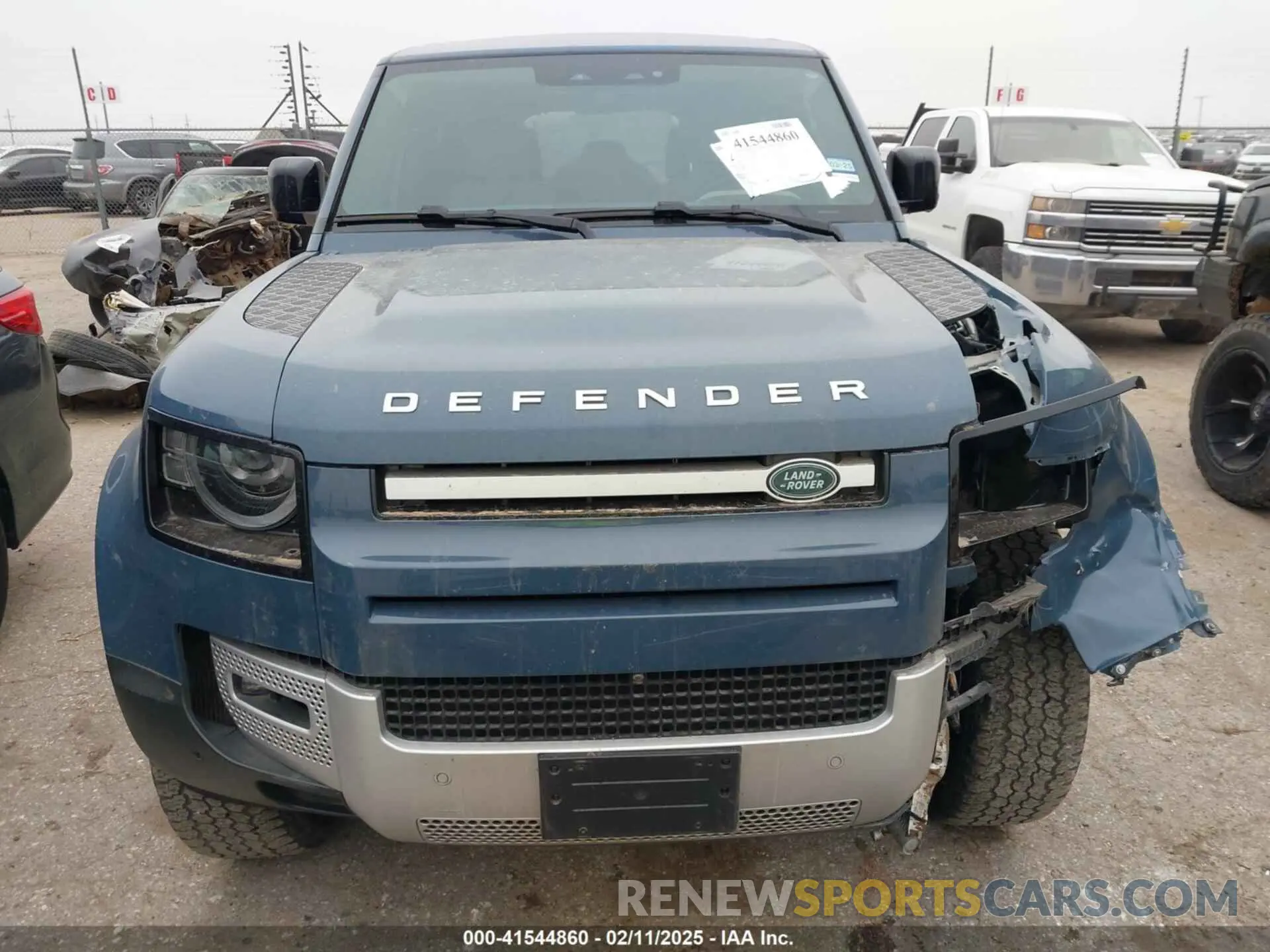 13 Photograph of a damaged car SALE97EU6L2016219 LAND ROVER DEFENDER 2020