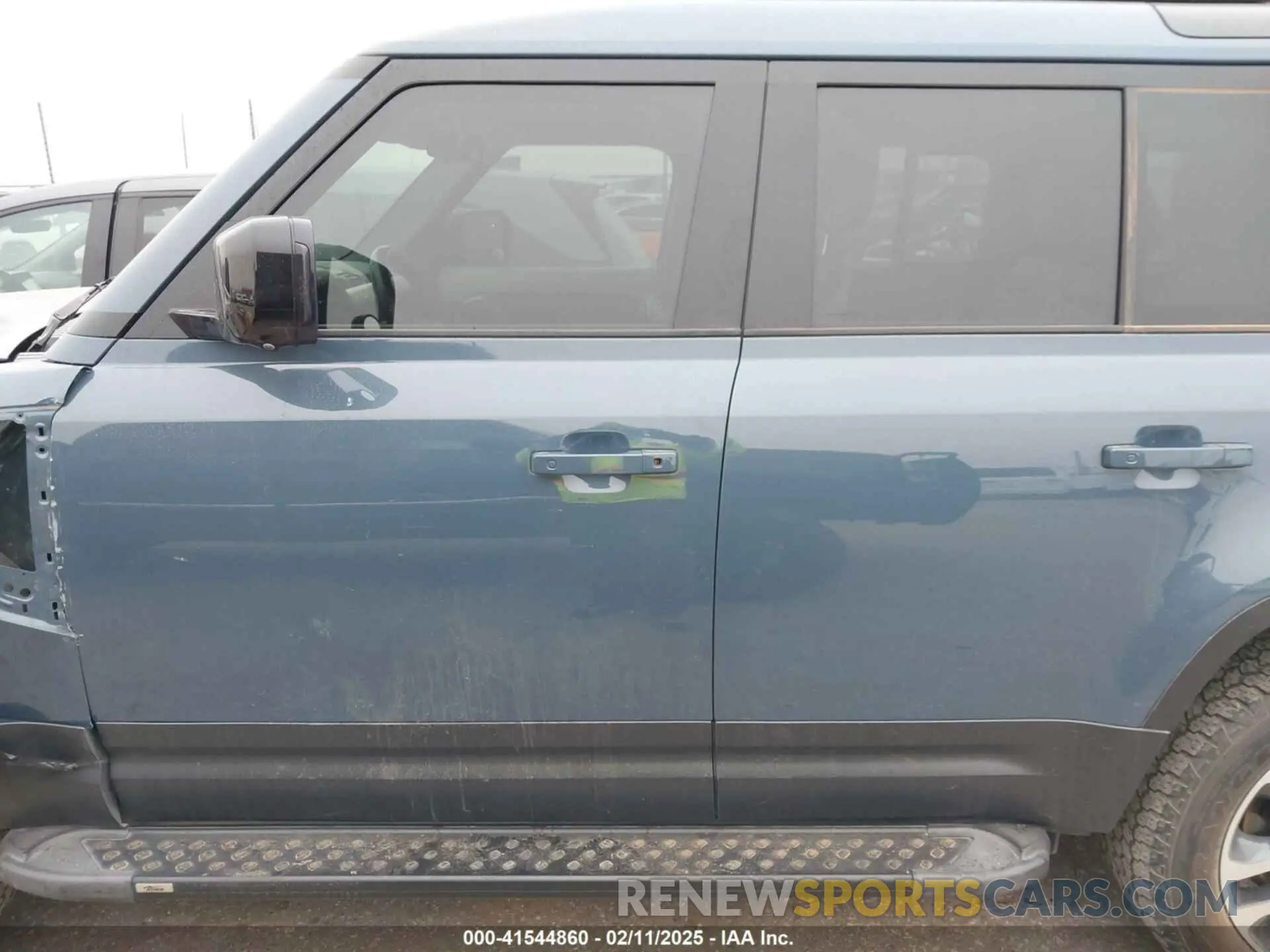 15 Photograph of a damaged car SALE97EU6L2016219 LAND ROVER DEFENDER 2020