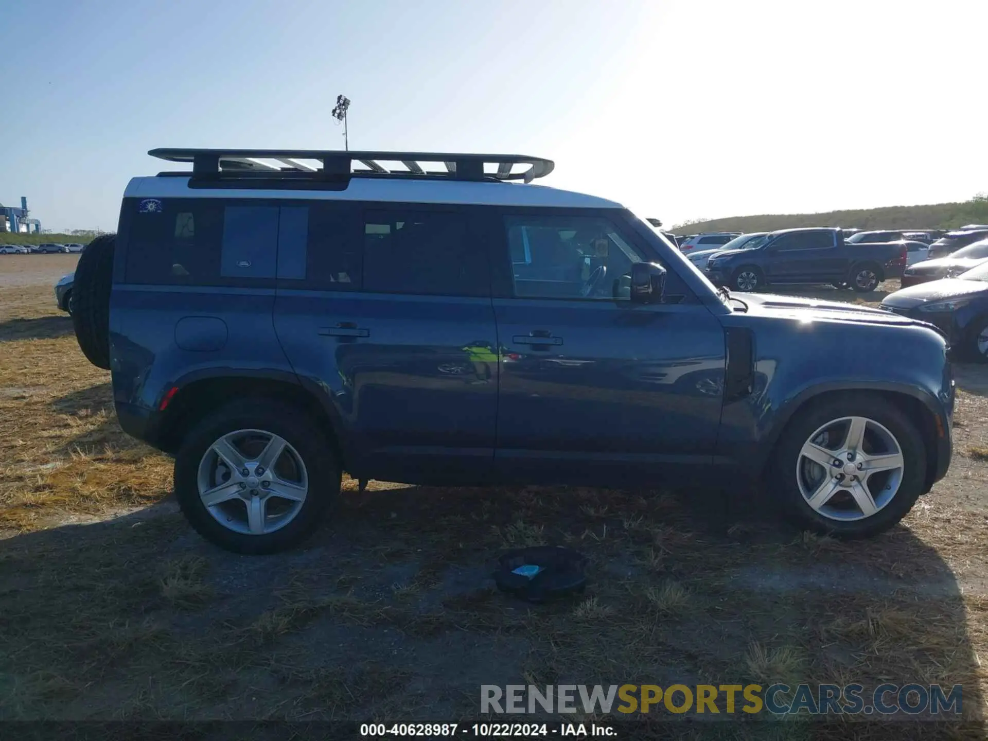 13 Photograph of a damaged car SALE97EU7L2020733 LAND ROVER DEFENDER 2020