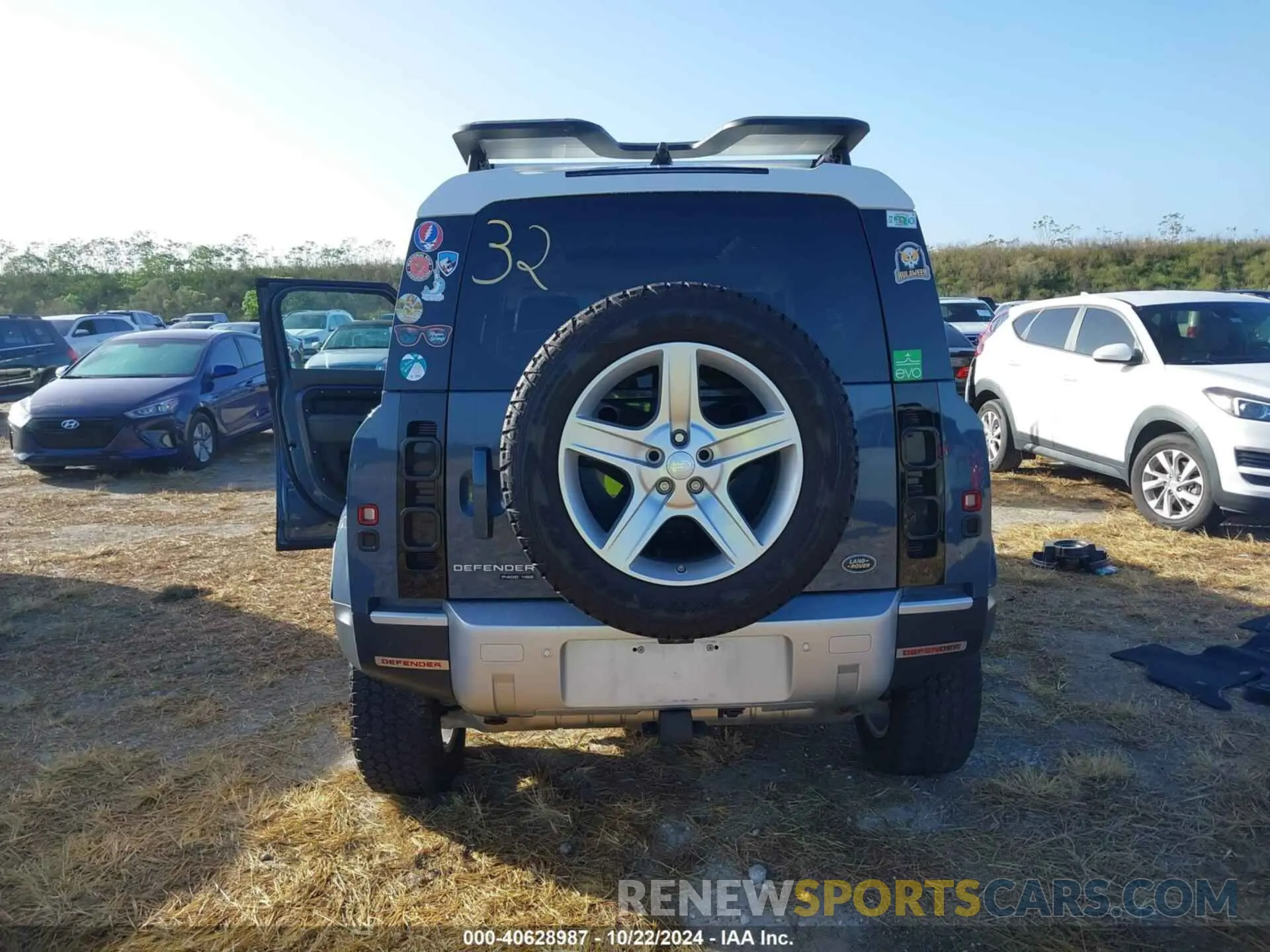 6 Photograph of a damaged car SALE97EU7L2020733 LAND ROVER DEFENDER 2020