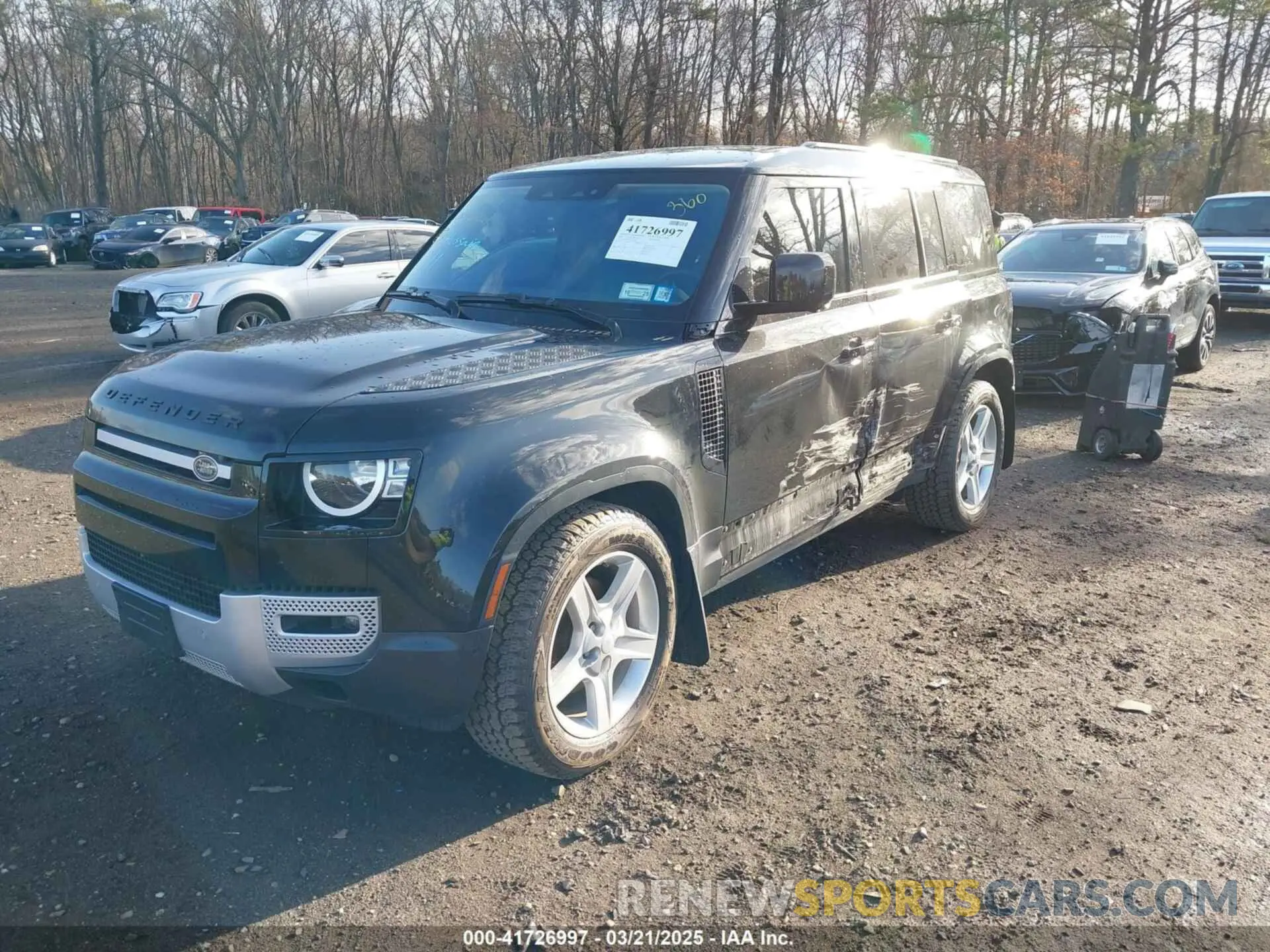 2 Photograph of a damaged car SALEJ7EX6L2033362 LAND ROVER DEFENDER 2020