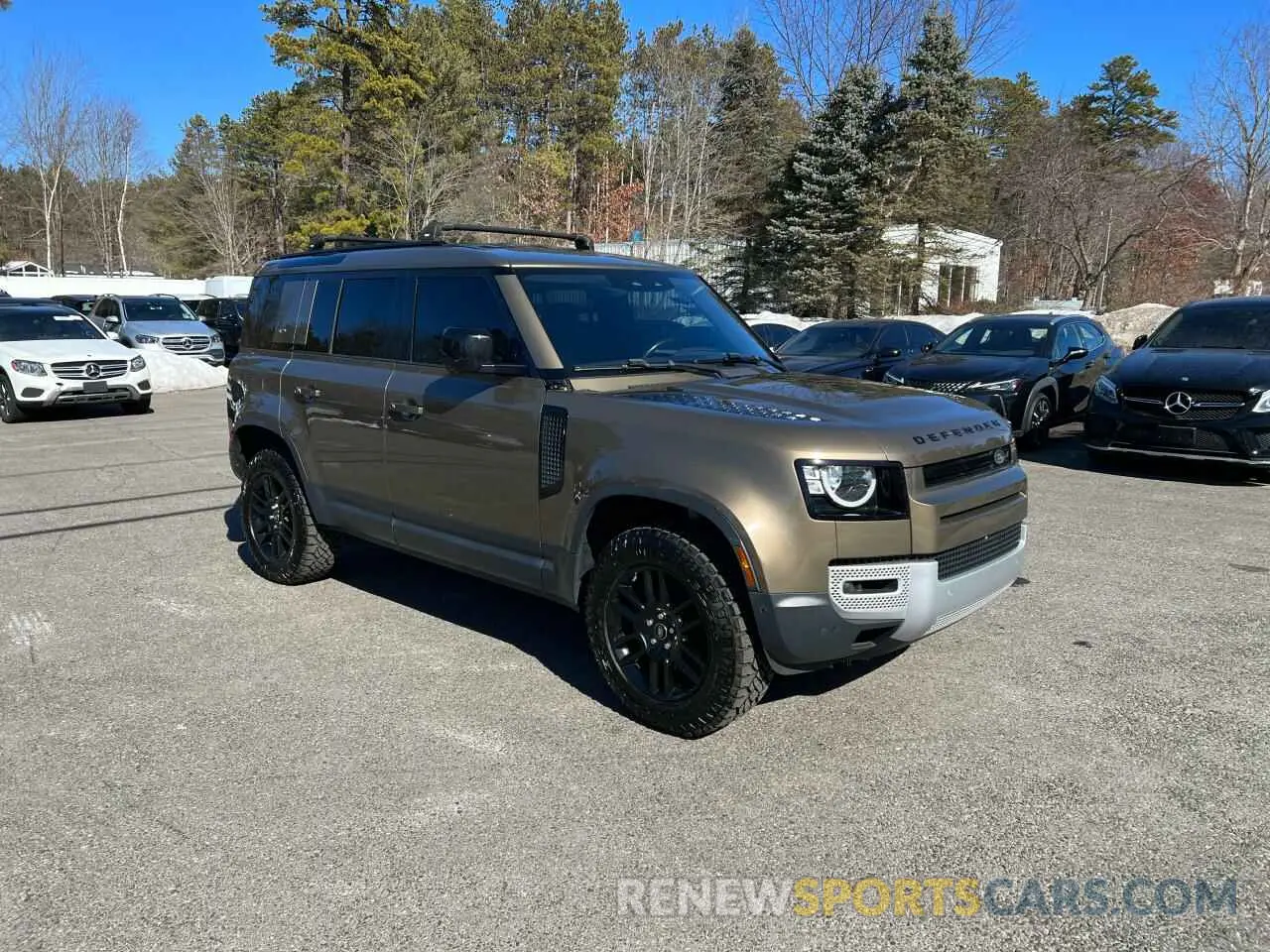 1 Photograph of a damaged car SALEJ7EX8L2019947 LAND ROVER DEFENDER 2020