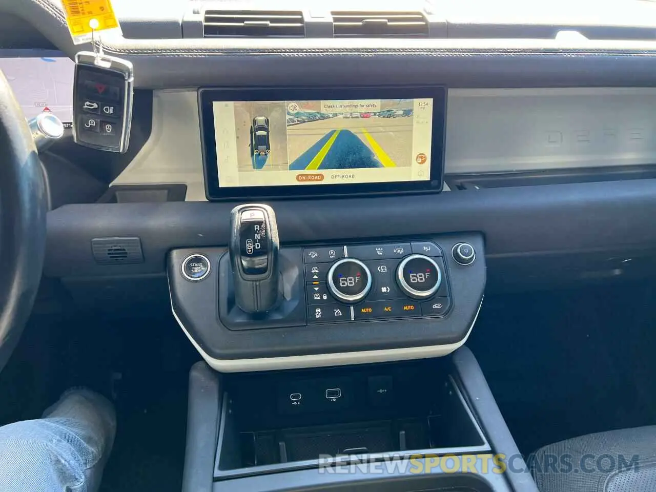 10 Photograph of a damaged car SALEJ7EX8L2019947 LAND ROVER DEFENDER 2020