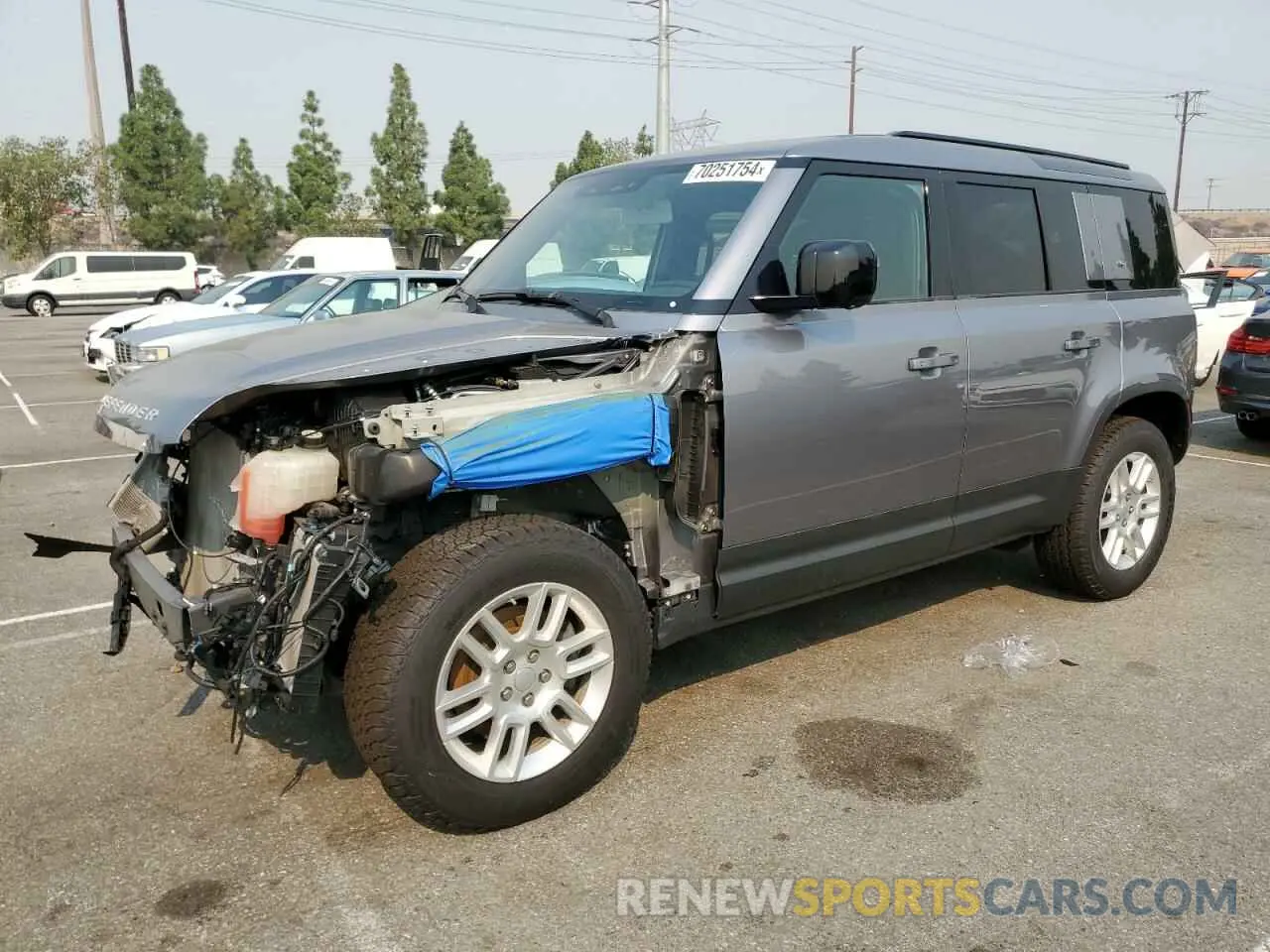 1 Photograph of a damaged car SALEJEEX5L2015665 LAND ROVER DEFENDER 2020