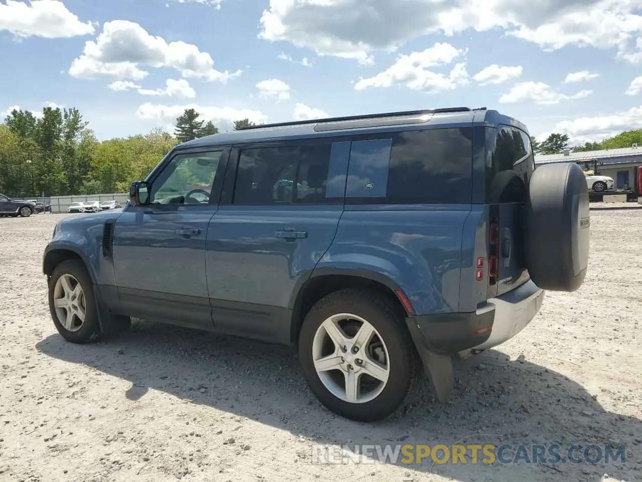 2 Photograph of a damaged car SALEP7EU3L2032240 LAND ROVER DEFENDER 2020