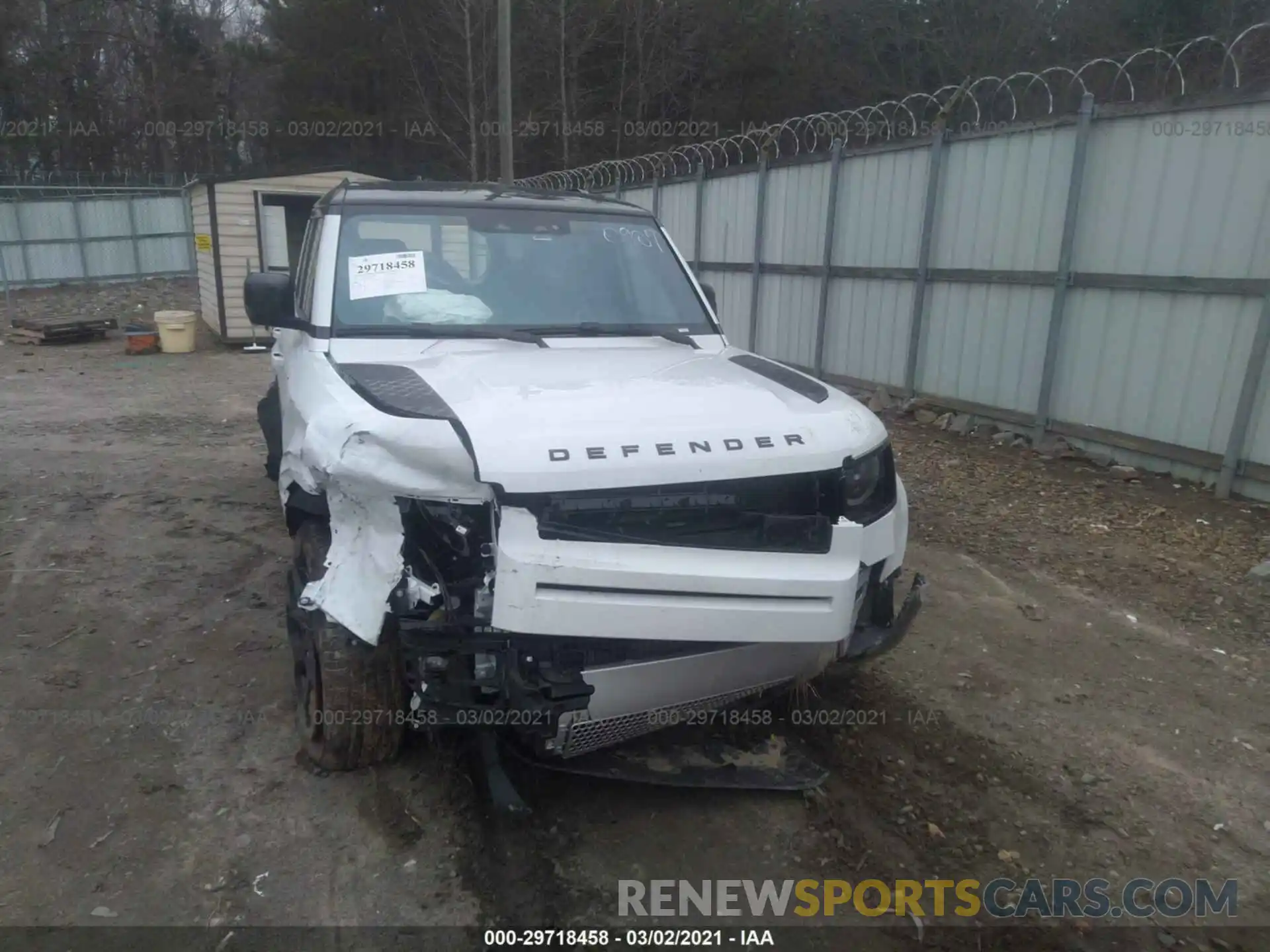 6 Photograph of a damaged car SALEPEEU0L2020907 LAND ROVER DEFENDER 2020