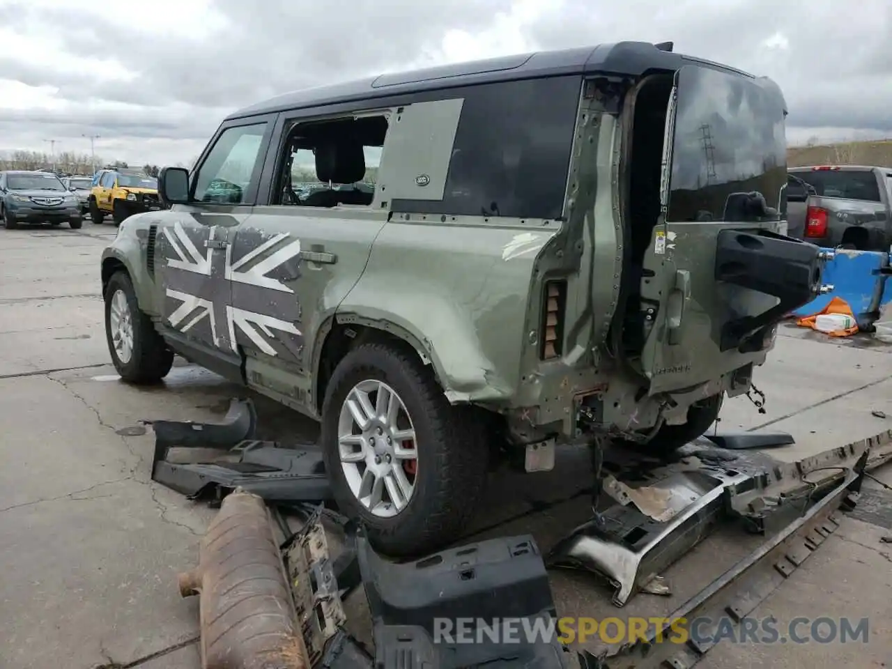 3 Photograph of a damaged car SALEX7EU9L2021064 LAND ROVER DEFENDER 2020