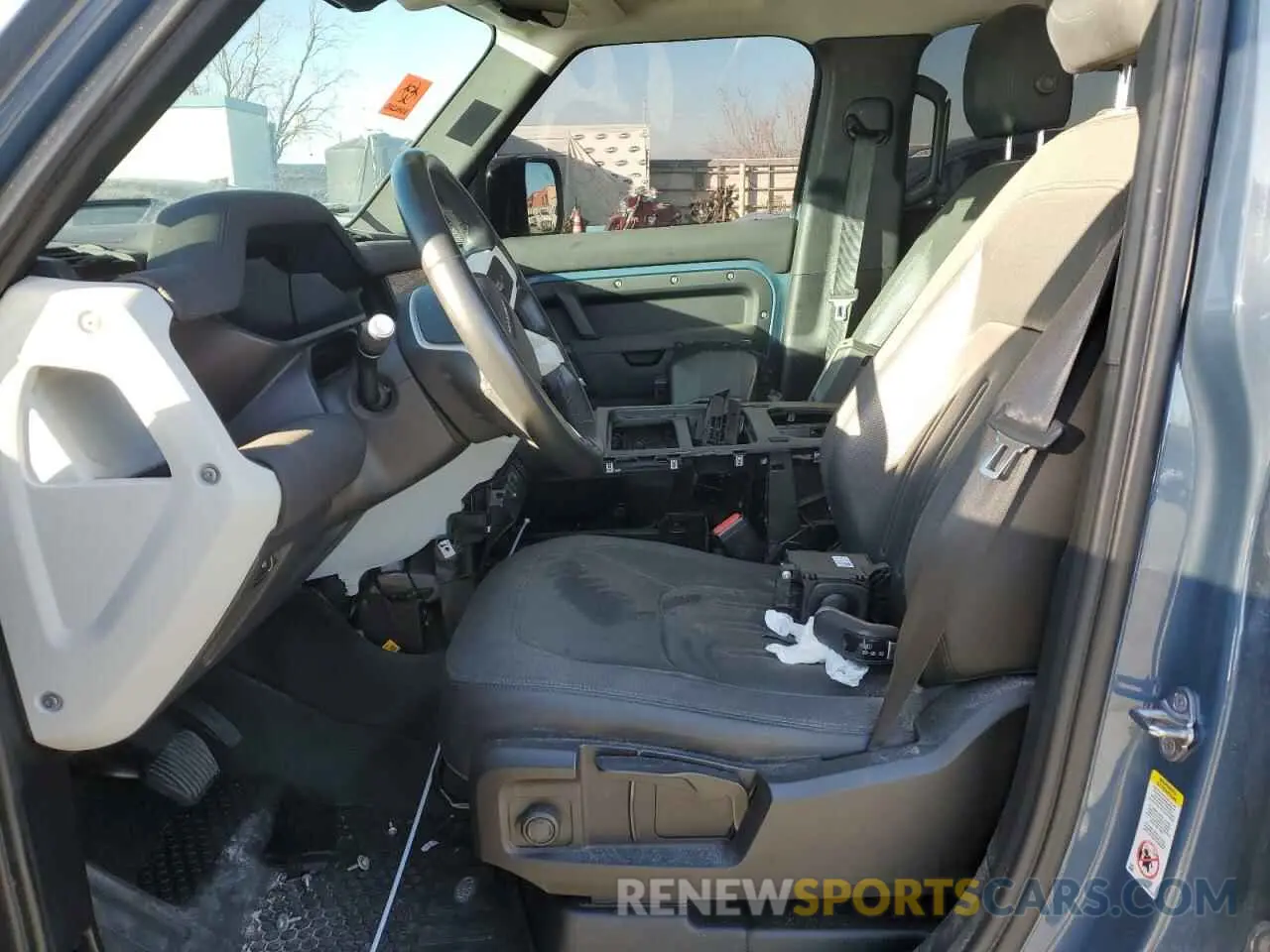 7 Photograph of a damaged car SALEJ7RX6M2035267 LAND ROVER DEFENDER 2021