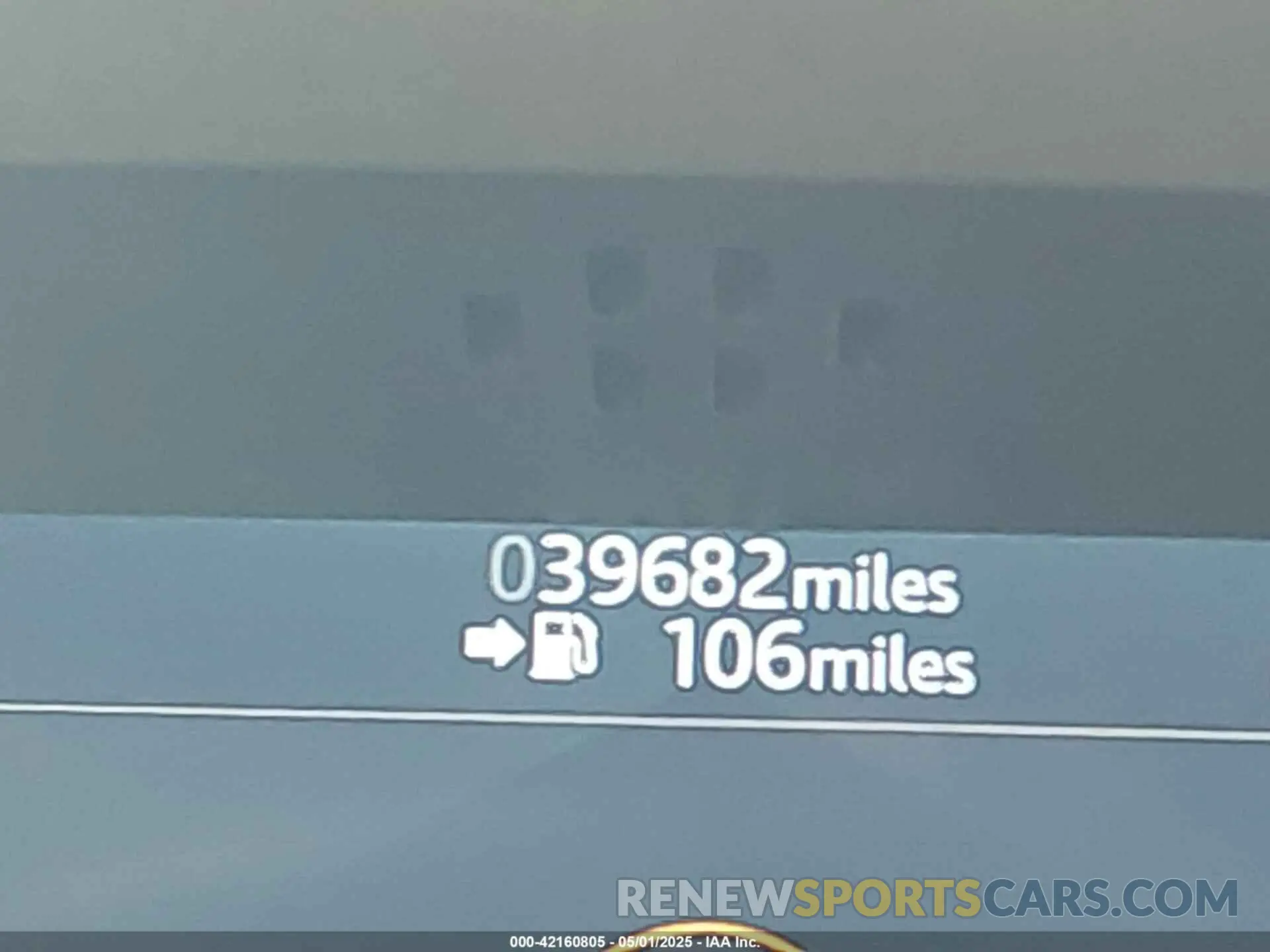 16 Photograph of a damaged car SALEPERUXM2045244 LAND ROVER DEFENDER 2021
