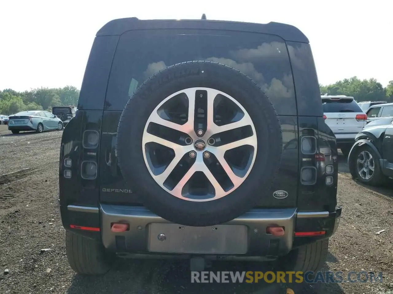 6 Photograph of a damaged car SALEX7RU7M2038165 LAND ROVER DEFENDER 2021