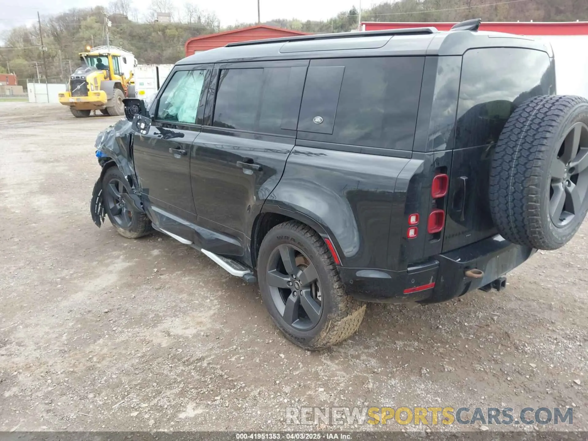 3 Photograph of a damaged car SALE27RU4N2099814 LAND ROVER DEFENDER 2022