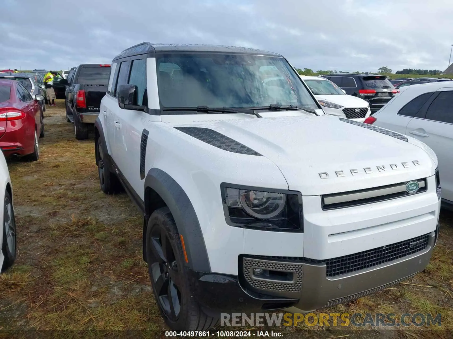 1 Photograph of a damaged car SALE37RU7N2087069 LAND ROVER DEFENDER 2022