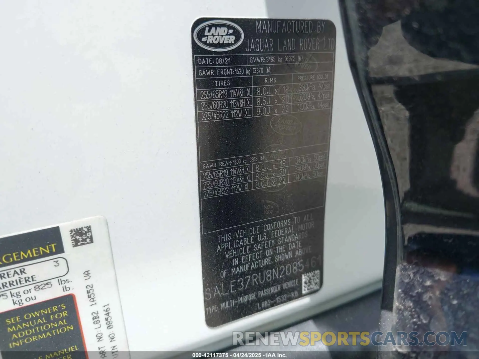 9 Photograph of a damaged car SALE37RU8N2085461 LAND ROVER DEFENDER 2022