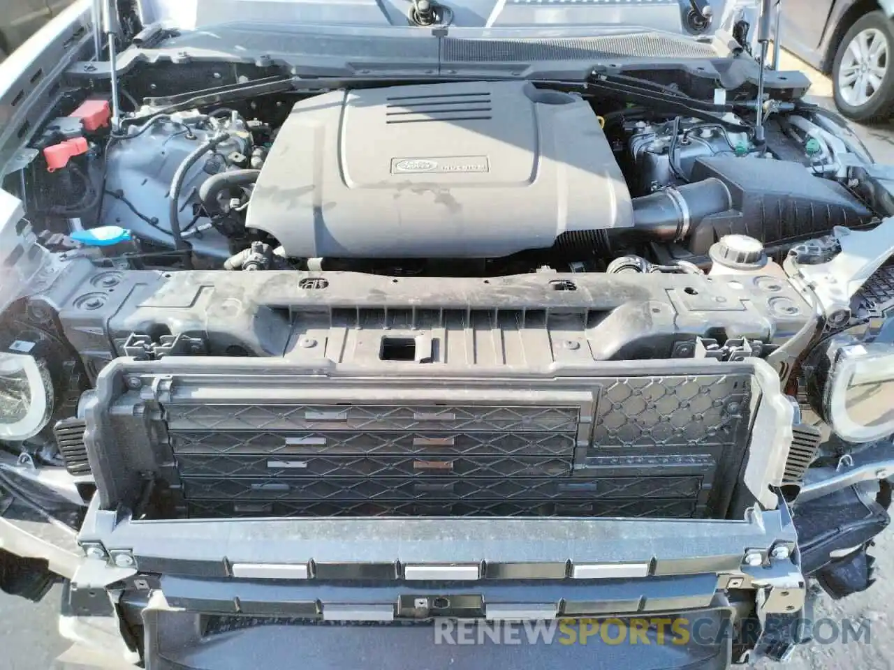 7 Photograph of a damaged car SALEJERX8N2093385 LAND ROVER DEFENDER 2022