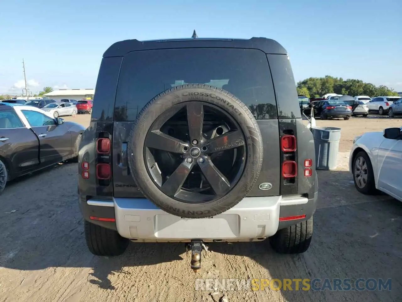 6 Photograph of a damaged car SALEP7RU7N2106613 LAND ROVER DEFENDER 2022