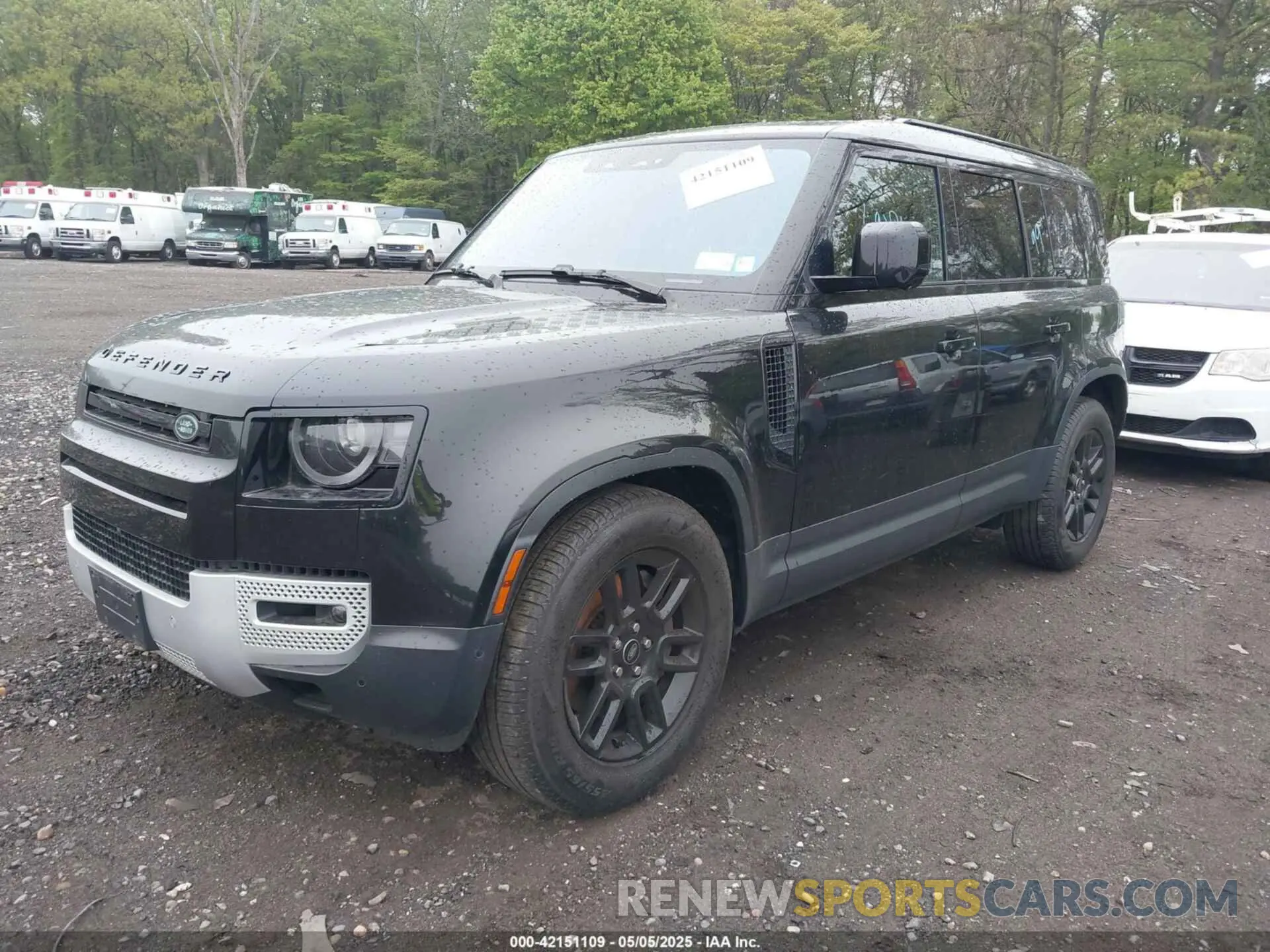 2 Photograph of a damaged car SALEPERU2N2088316 LAND ROVER DEFENDER 2022