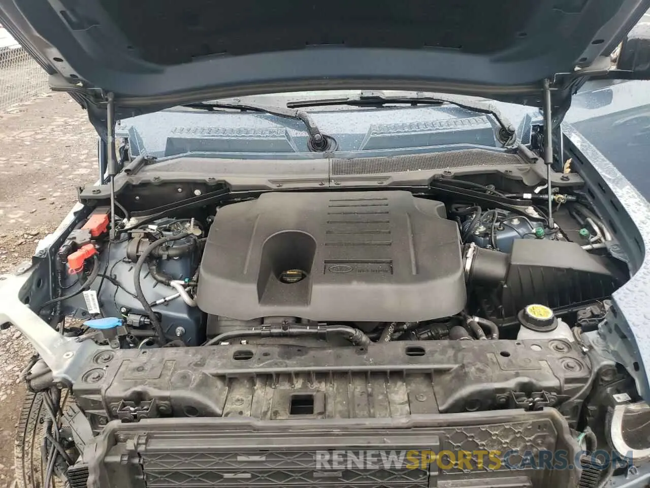 11 Photograph of a damaged car SALEPERU8N2099739 LAND ROVER DEFENDER 2022