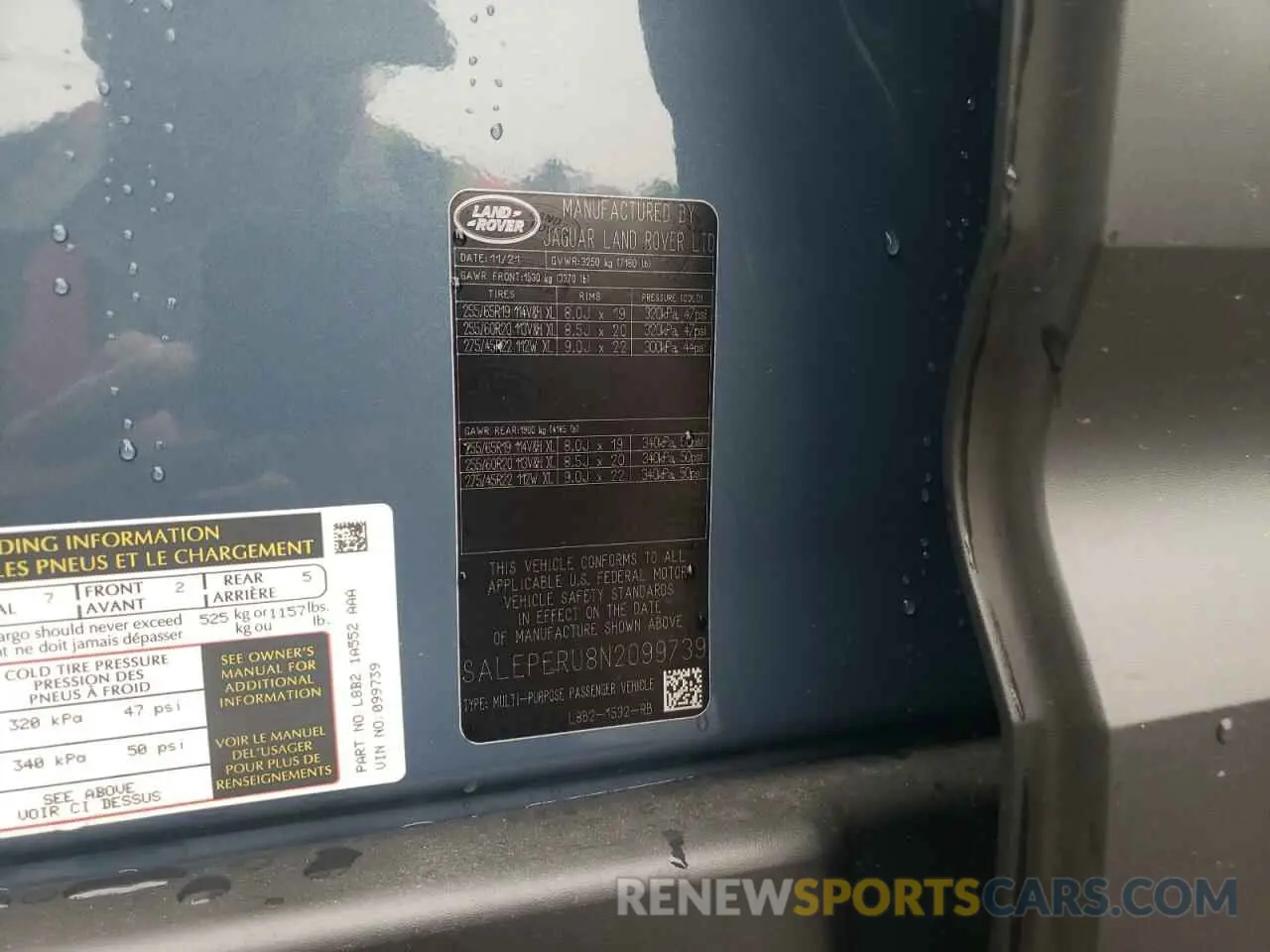 13 Photograph of a damaged car SALEPERU8N2099739 LAND ROVER DEFENDER 2022