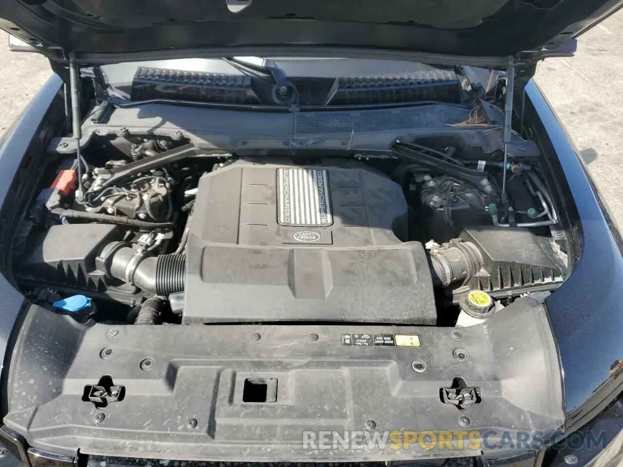 13 Photograph of a damaged car SALEWERE8N2074626 LAND ROVER DEFENDER 2022