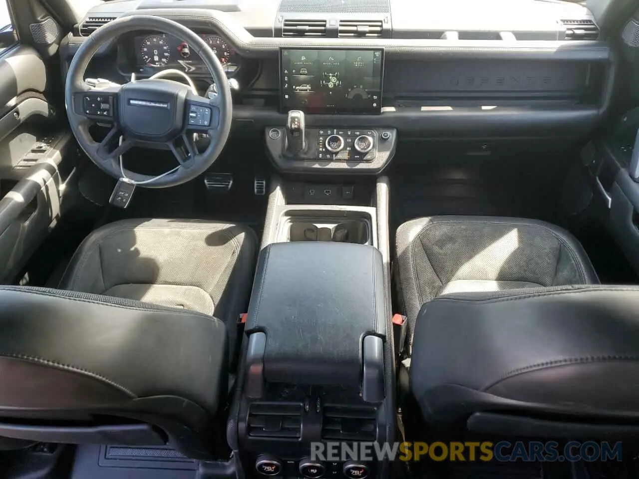 8 Photograph of a damaged car SALEWERE8N2074626 LAND ROVER DEFENDER 2022