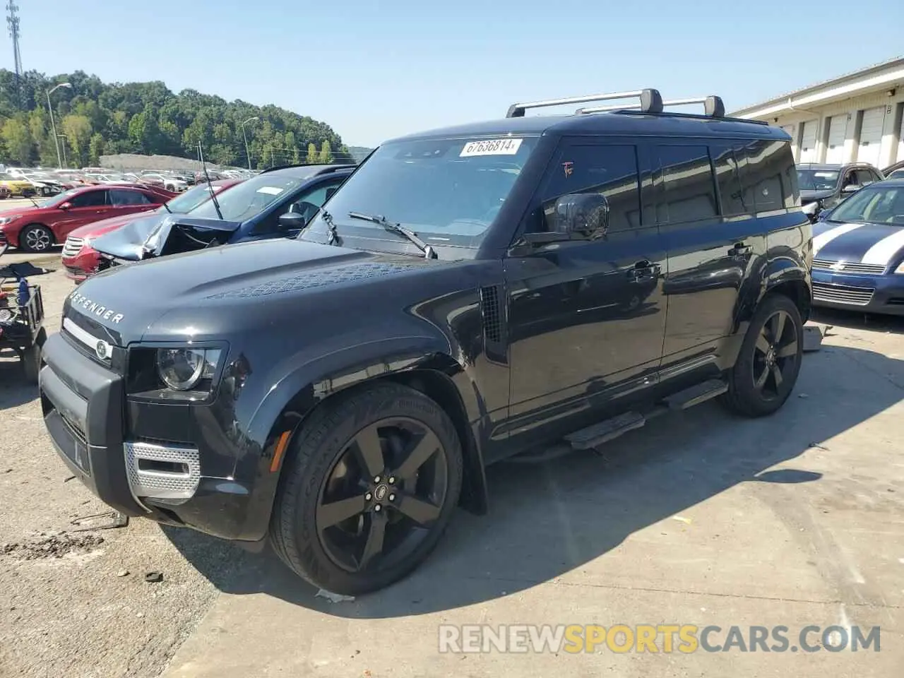 1 Photograph of a damaged car SALEWERU0N2087281 LAND ROVER DEFENDER 2022