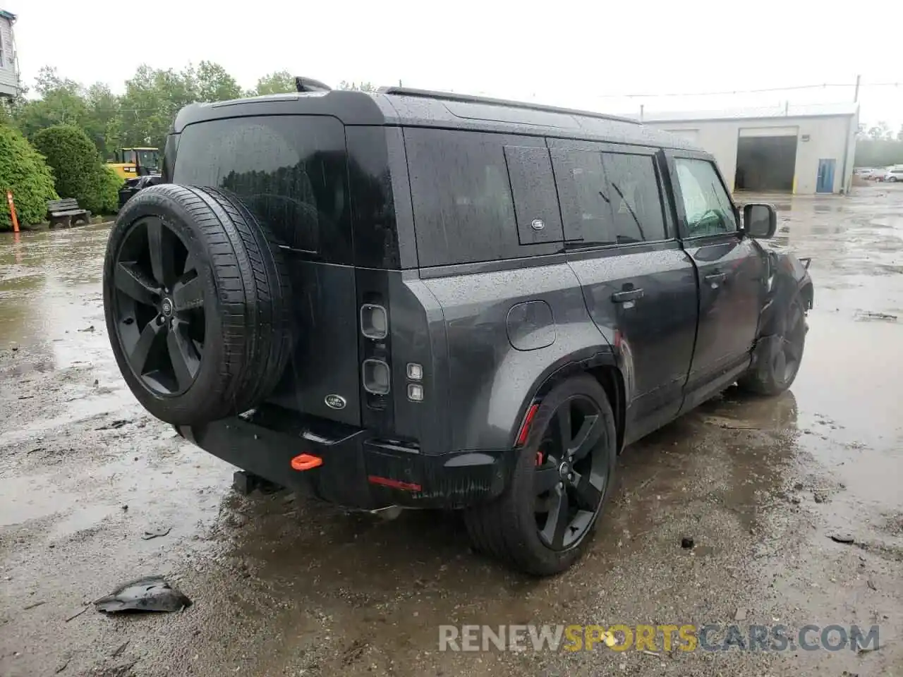 4 Photograph of a damaged car SALEX7RU3N2094878 LAND ROVER DEFENDER 2022