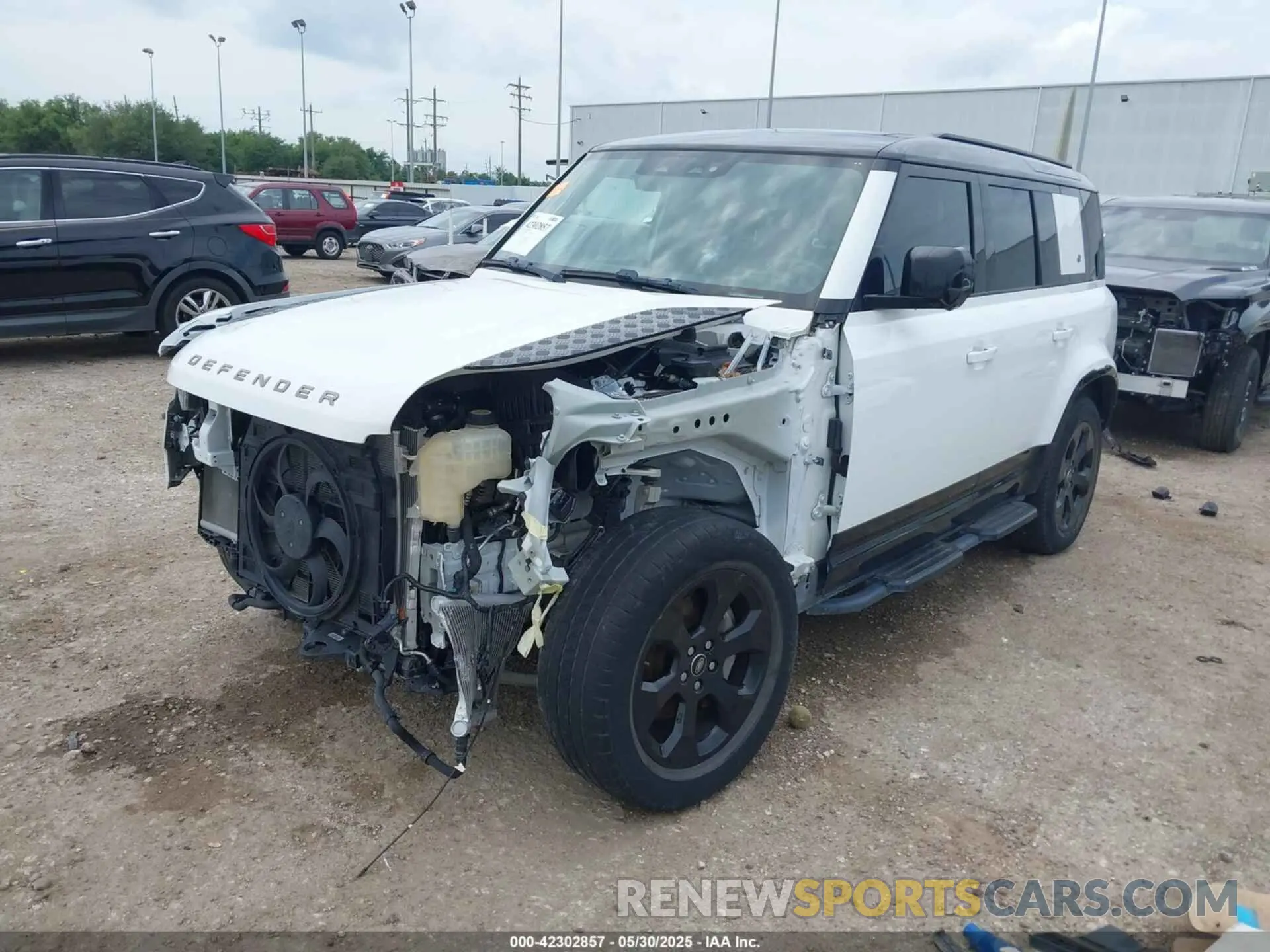 2 Photograph of a damaged car SALE27EUXP2114986 LAND ROVER DEFENDER 2023