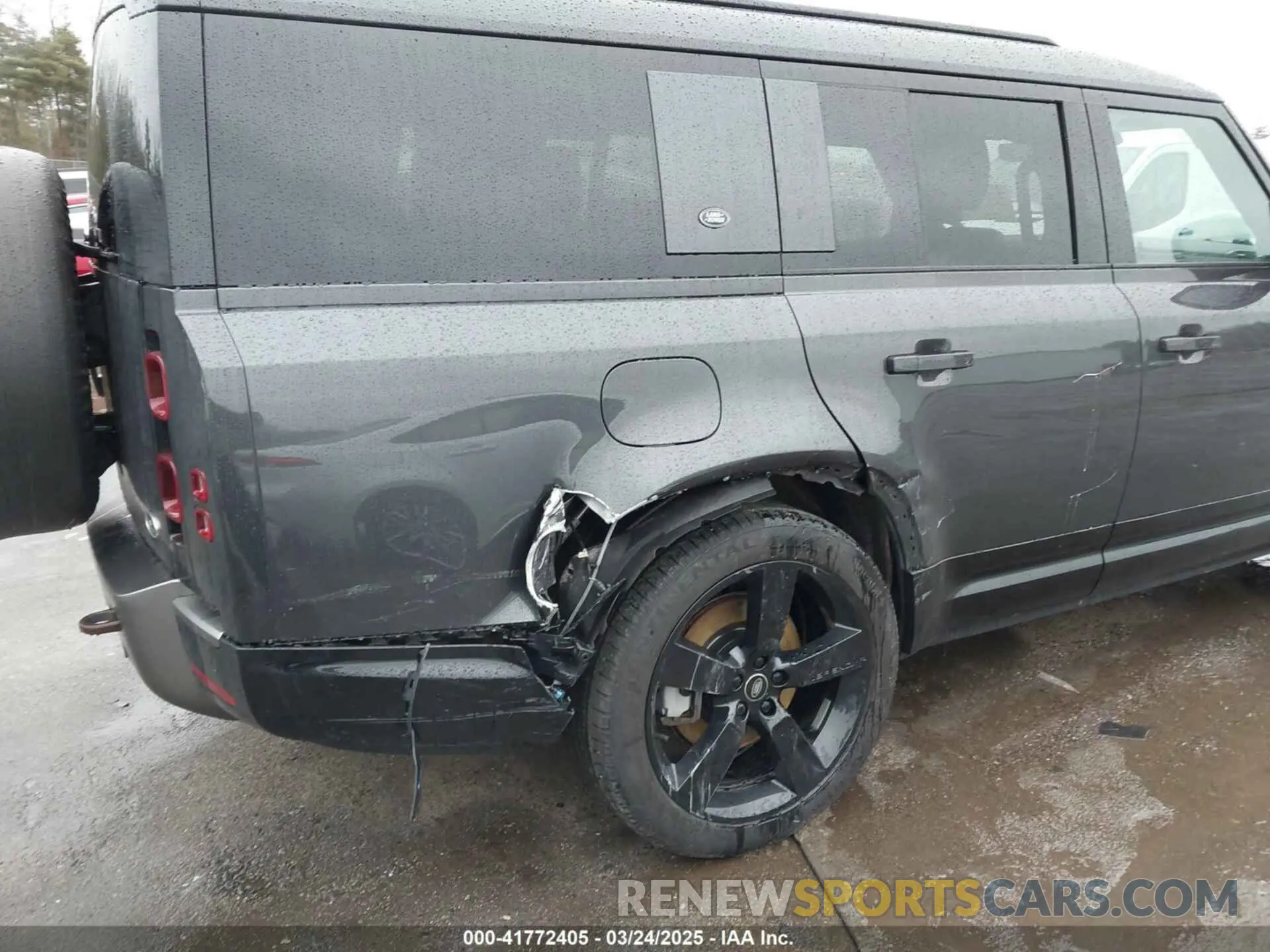 6 Photograph of a damaged car SALE2FEU3P2204717 LAND ROVER DEFENDER 2023