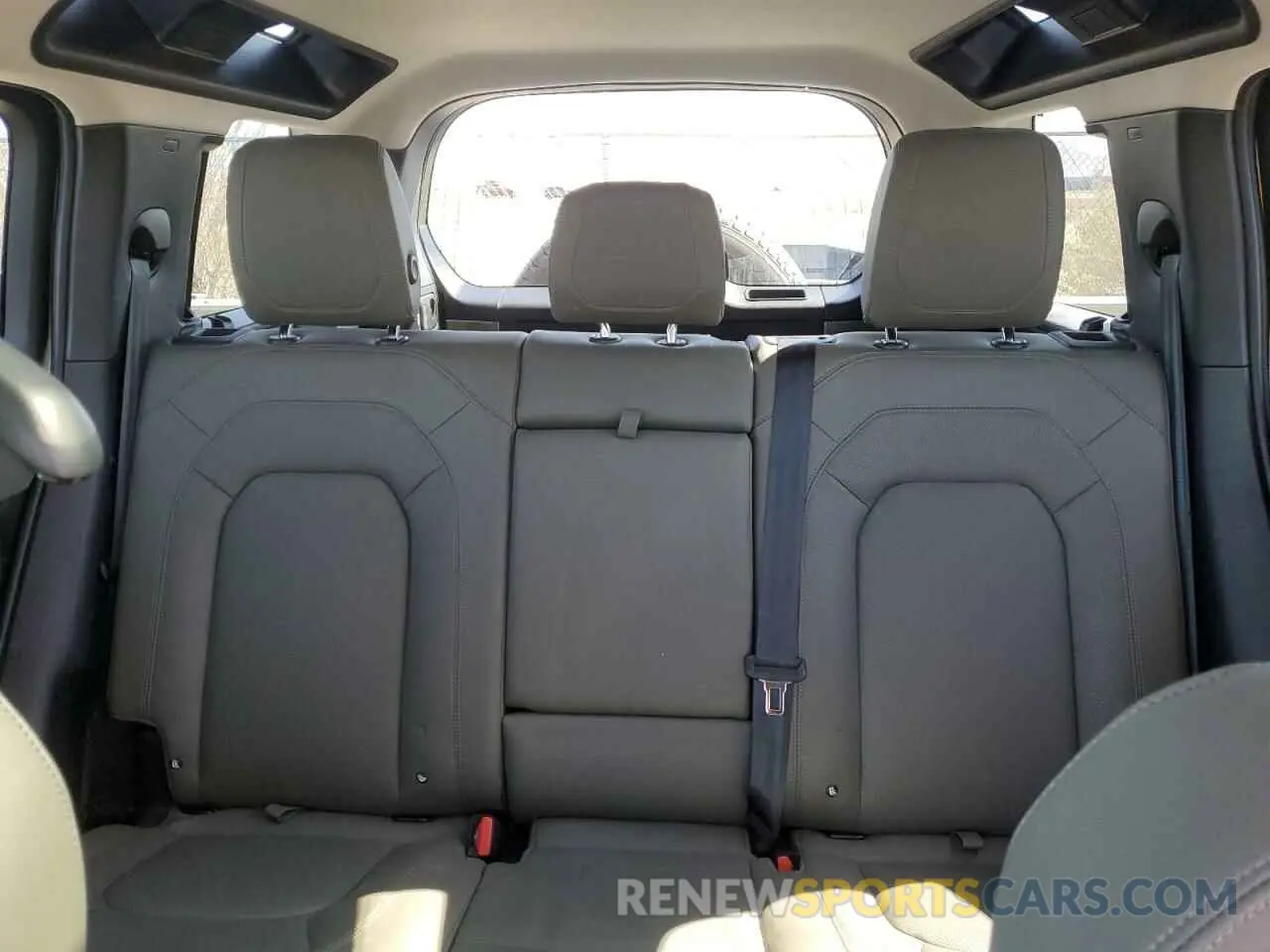10 Photograph of a damaged car SALEJ7EX2P2234133 LAND ROVER DEFENDER 2023