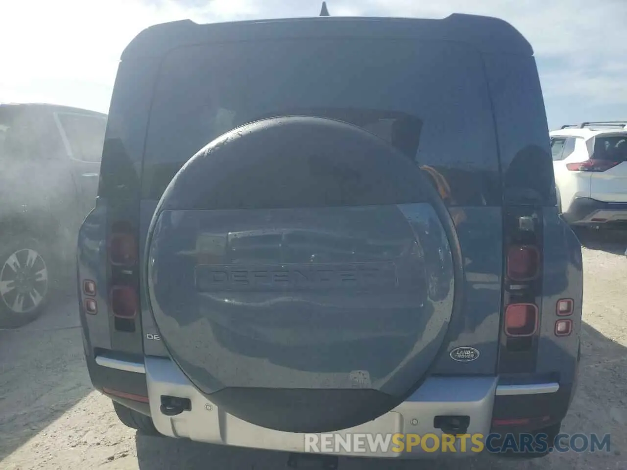 6 Photograph of a damaged car SALEJ7EX4P2236823 LAND ROVER DEFENDER 2023