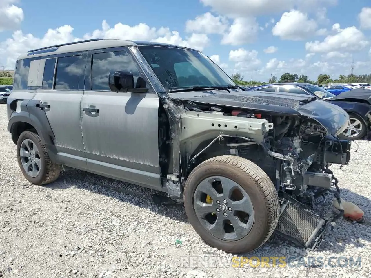 4 Photograph of a damaged car SALEJ7EX4P2241794 LAND ROVER DEFENDER 2023