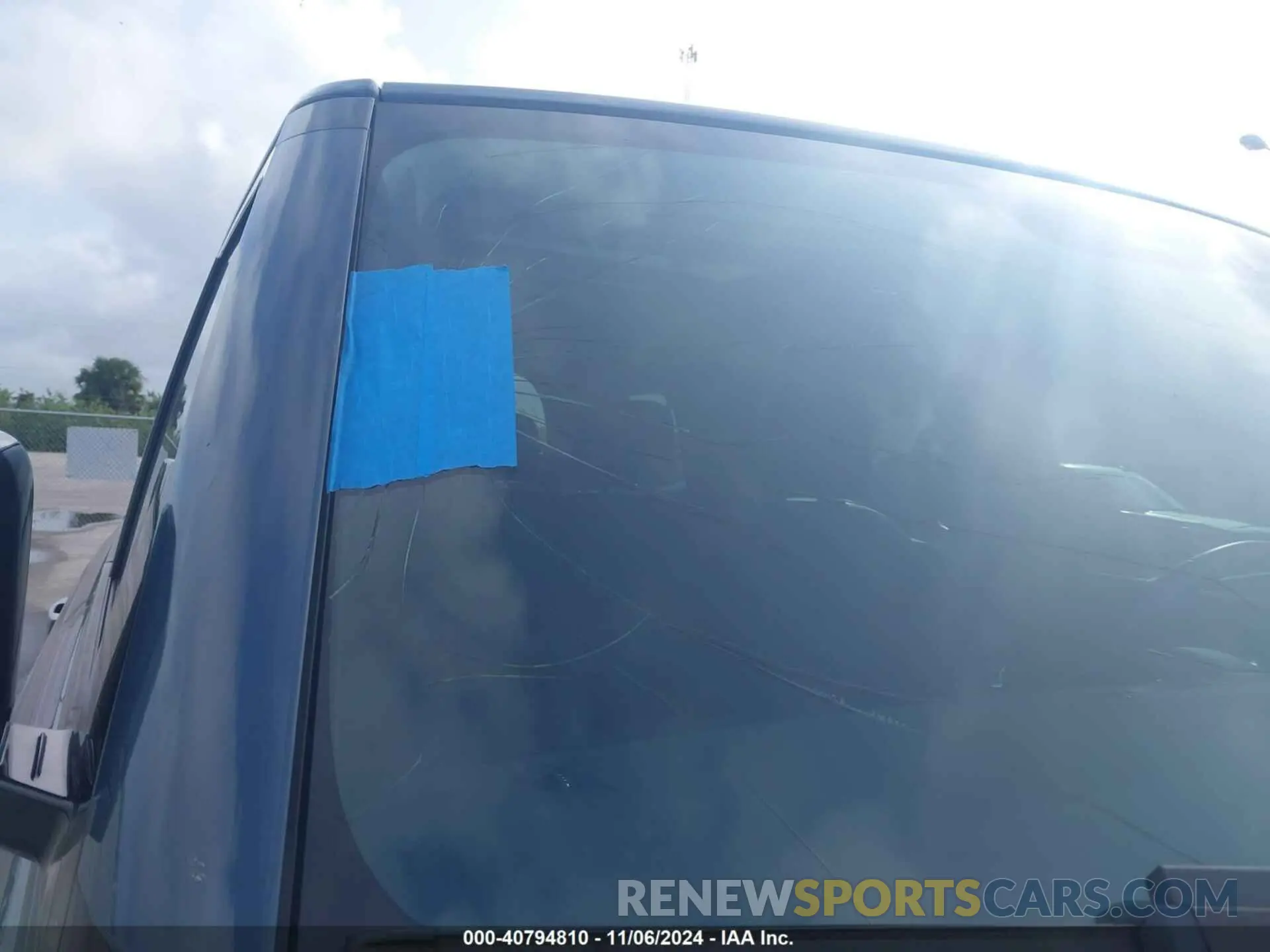 13 Photograph of a damaged car SALEJ7EX6P2159856 LAND ROVER DEFENDER 2023