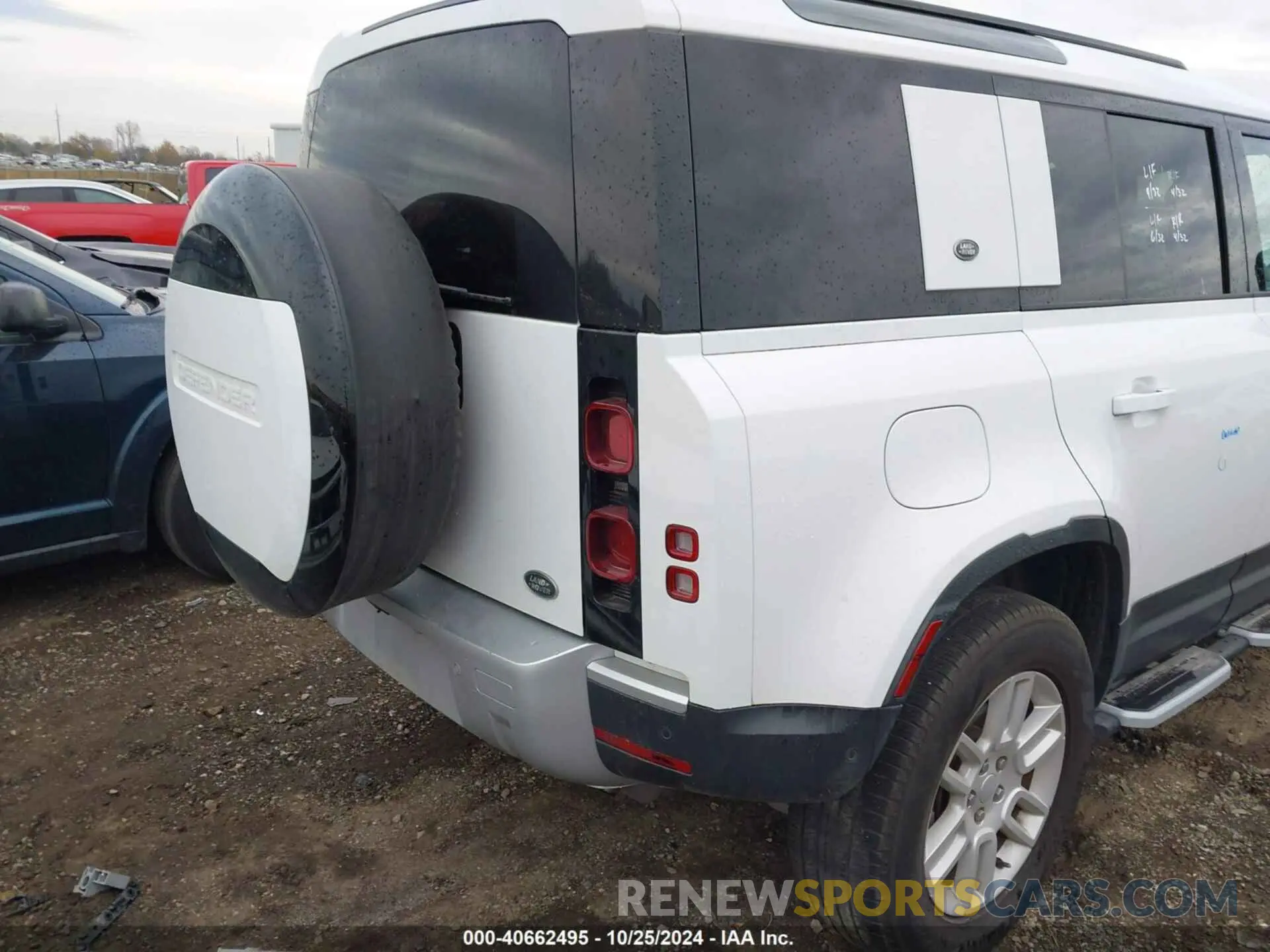4 Photograph of a damaged car SALEJ7EX7P2148736 LAND ROVER DEFENDER 2023