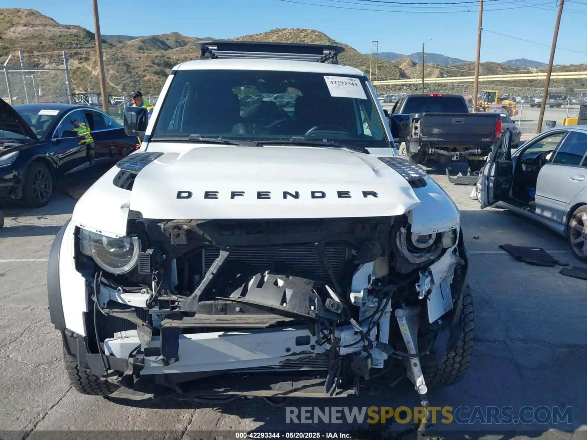 6 Photograph of a damaged car SALEJ7EX8P2110657 LAND ROVER DEFENDER 2023