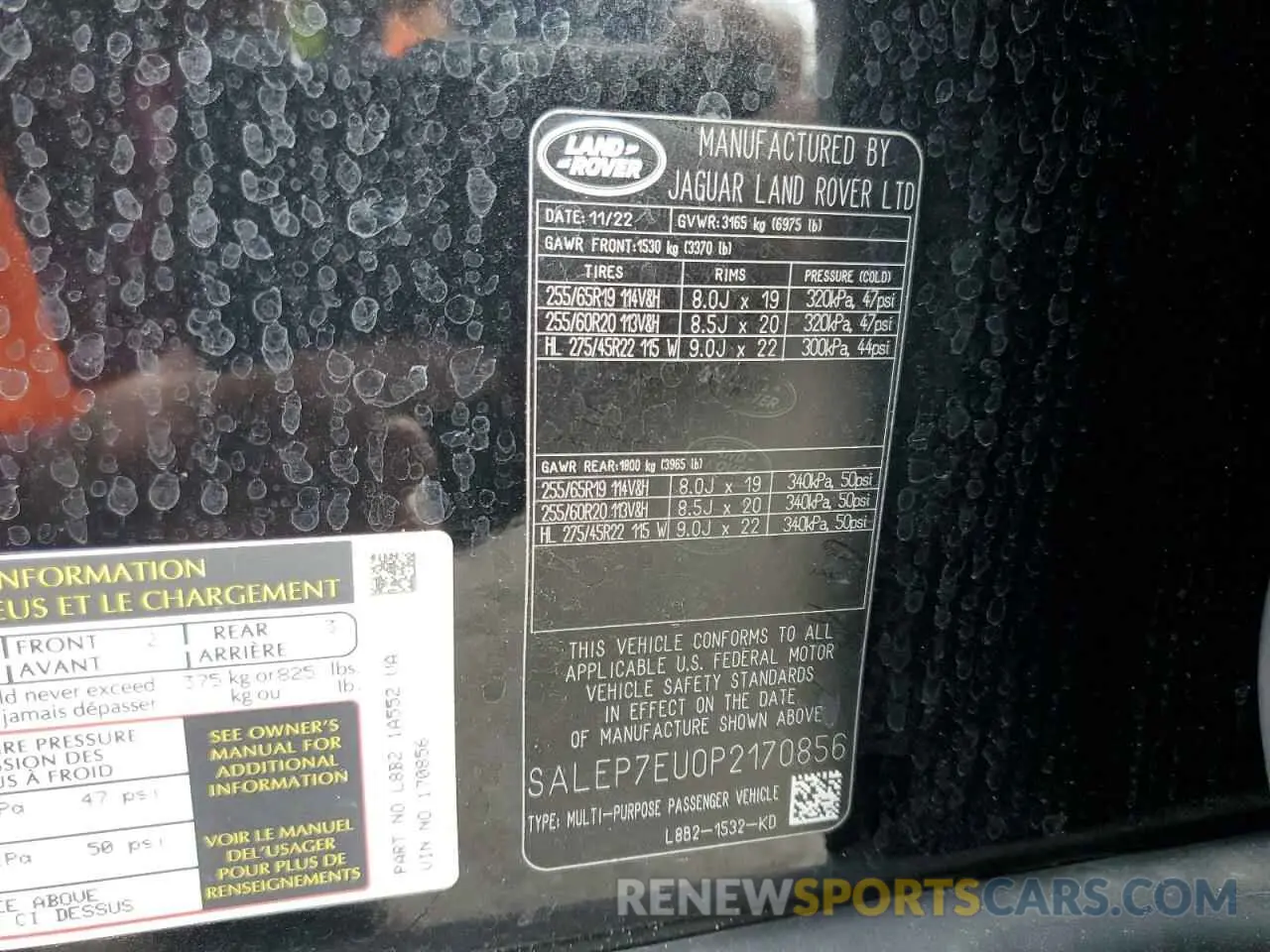 13 Photograph of a damaged car SALEP7EU0P2170856 LAND ROVER DEFENDER 2023