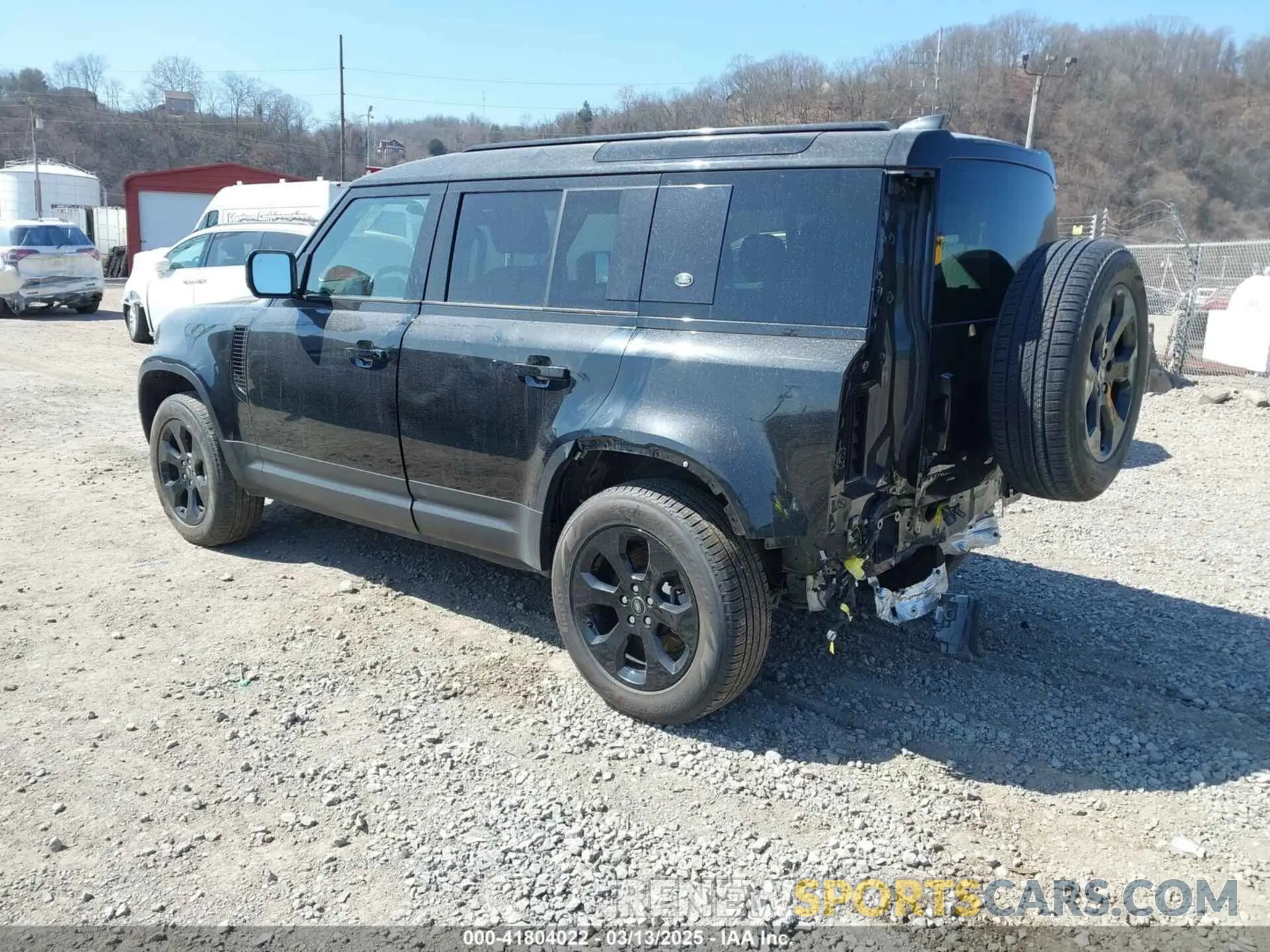 3 Photograph of a damaged car SALEP7EU9P2222274 LAND ROVER DEFENDER 2023
