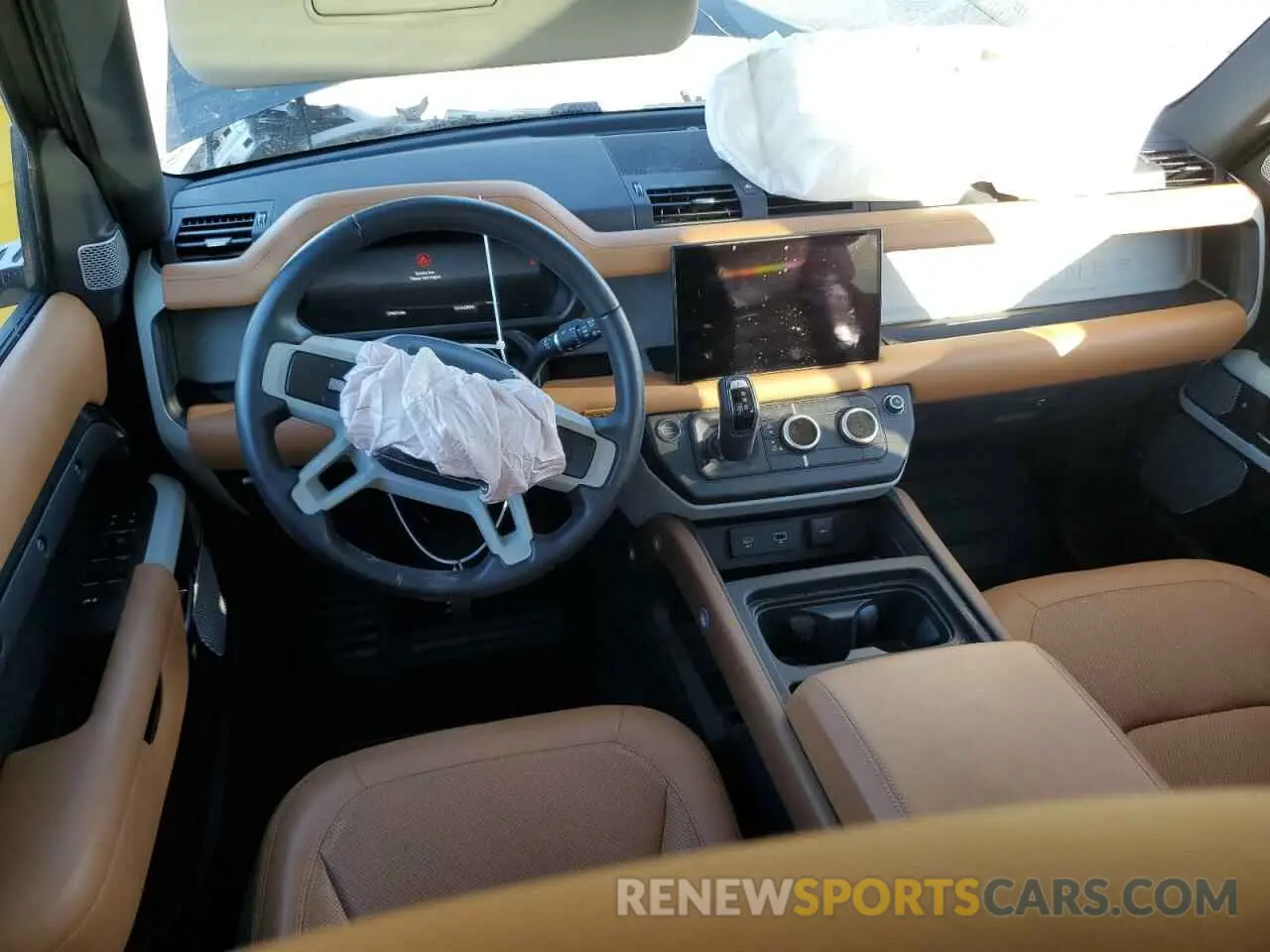 8 Photograph of a damaged car SALEVFEU1P2142841 LAND ROVER DEFENDER 2023