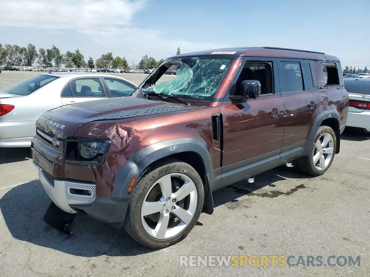 1 Photograph of a damaged car SALEVFEU1P2218980 LAND ROVER DEFENDER 2023