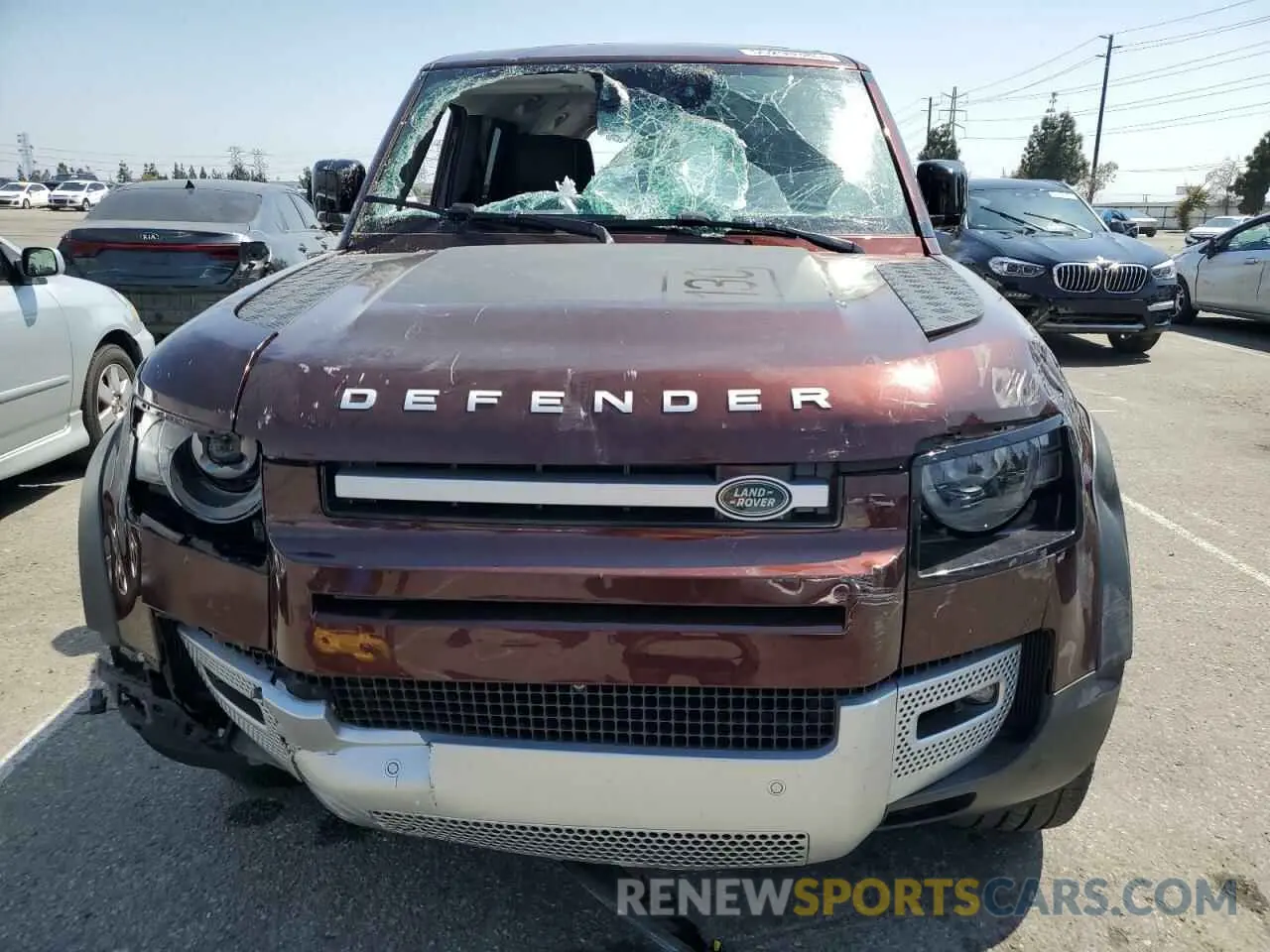 5 Photograph of a damaged car SALEVFEU1P2218980 LAND ROVER DEFENDER 2023