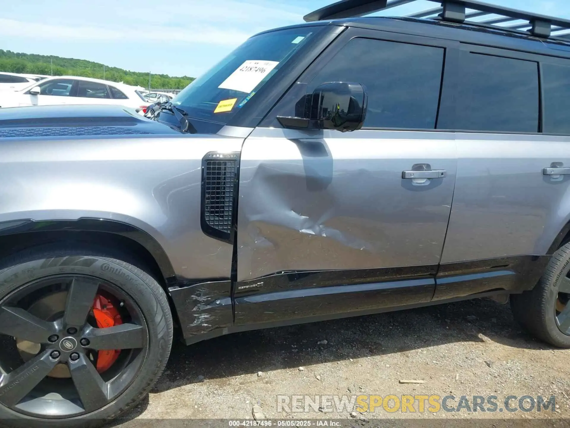 20 Photograph of a damaged car SALEX7EUXP2200655 LAND ROVER DEFENDER 2023