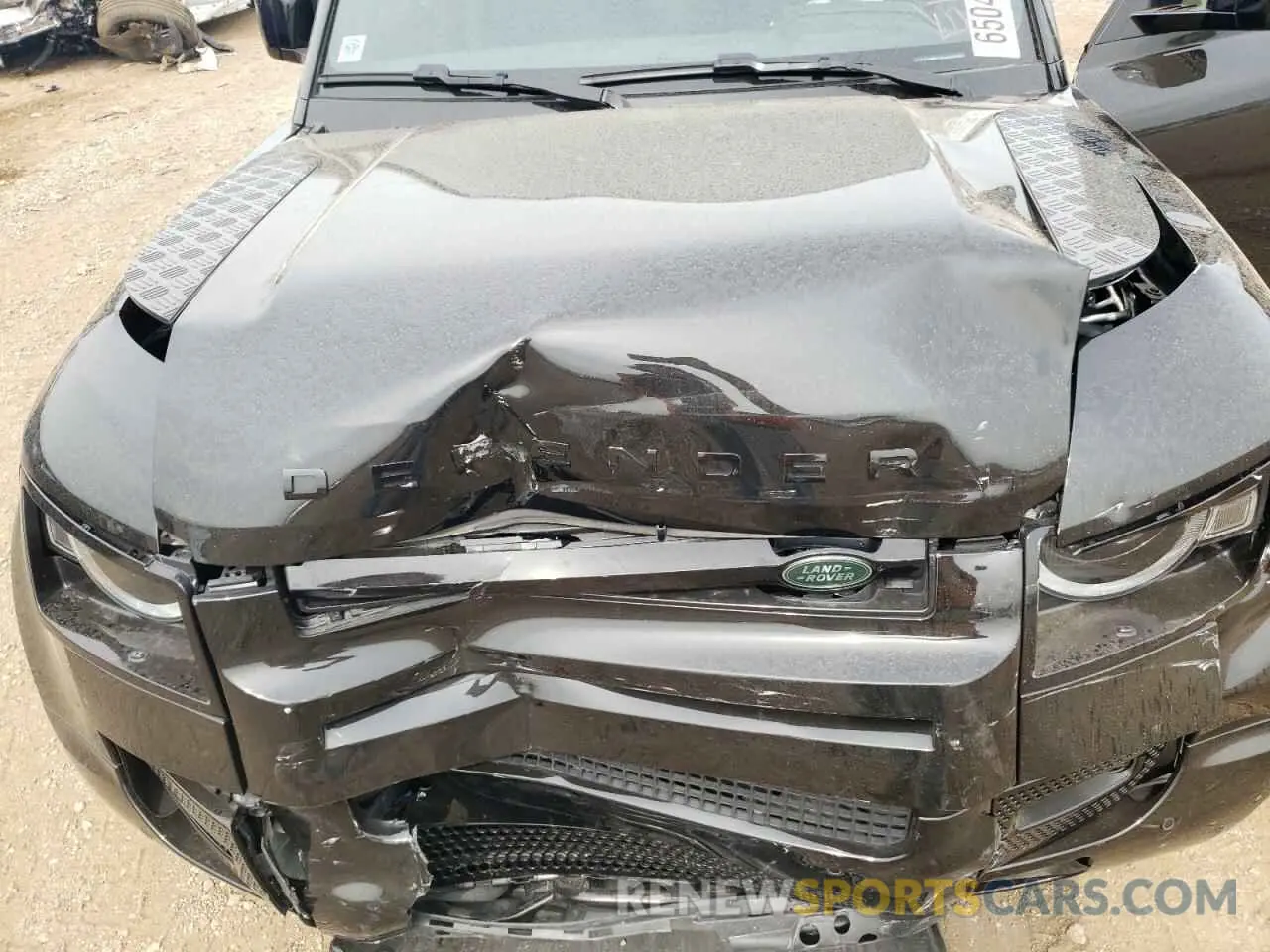 11 Photograph of a damaged car SALEXEEU8P2165523 LAND ROVER DEFENDER 2023