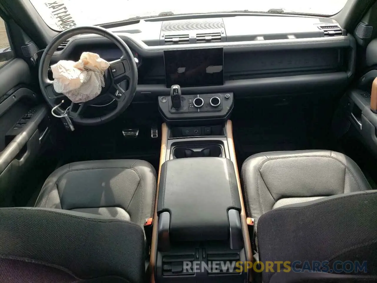 8 Photograph of a damaged car SALEXEEU8P2165523 LAND ROVER DEFENDER 2023