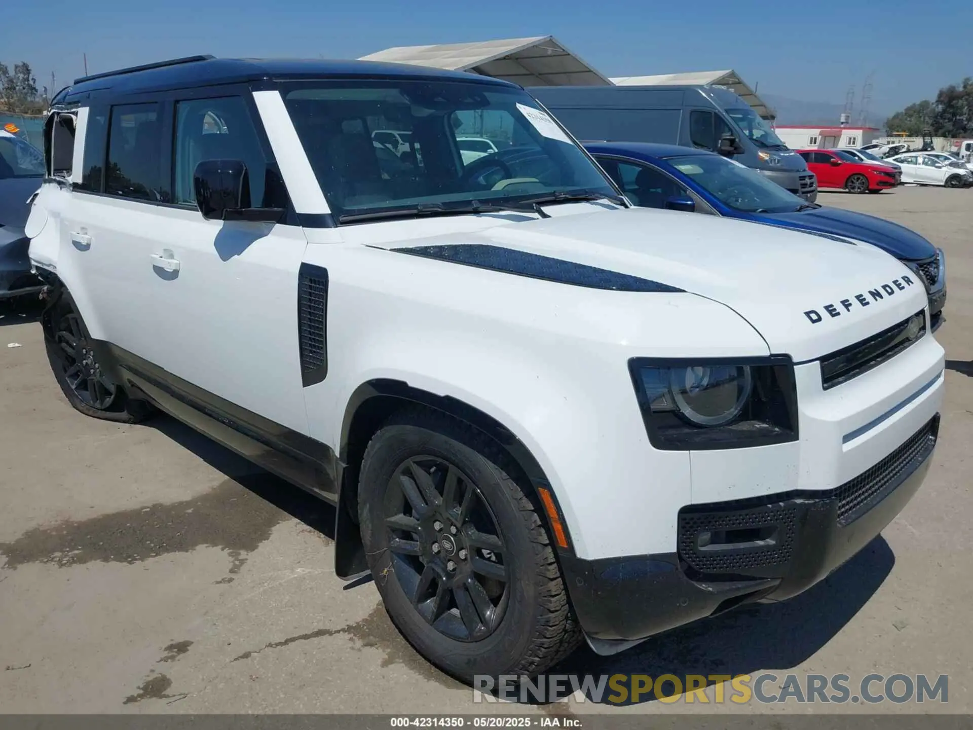 1 Photograph of a damaged car SALE27EU5R2352344 LAND ROVER DEFENDER 2024
