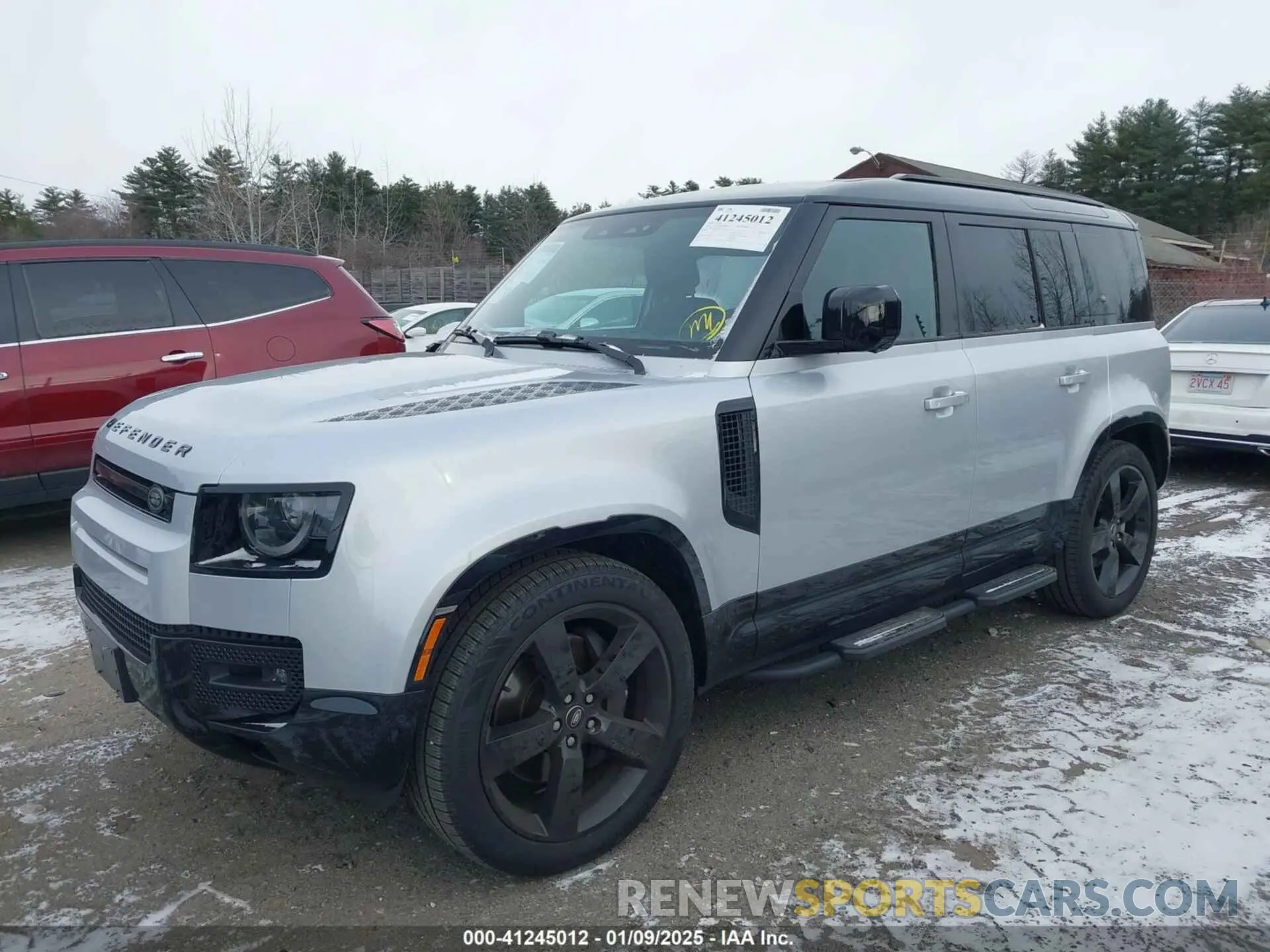 15 Photograph of a damaged car SALE27EU8R2335683 LAND ROVER DEFENDER 2024