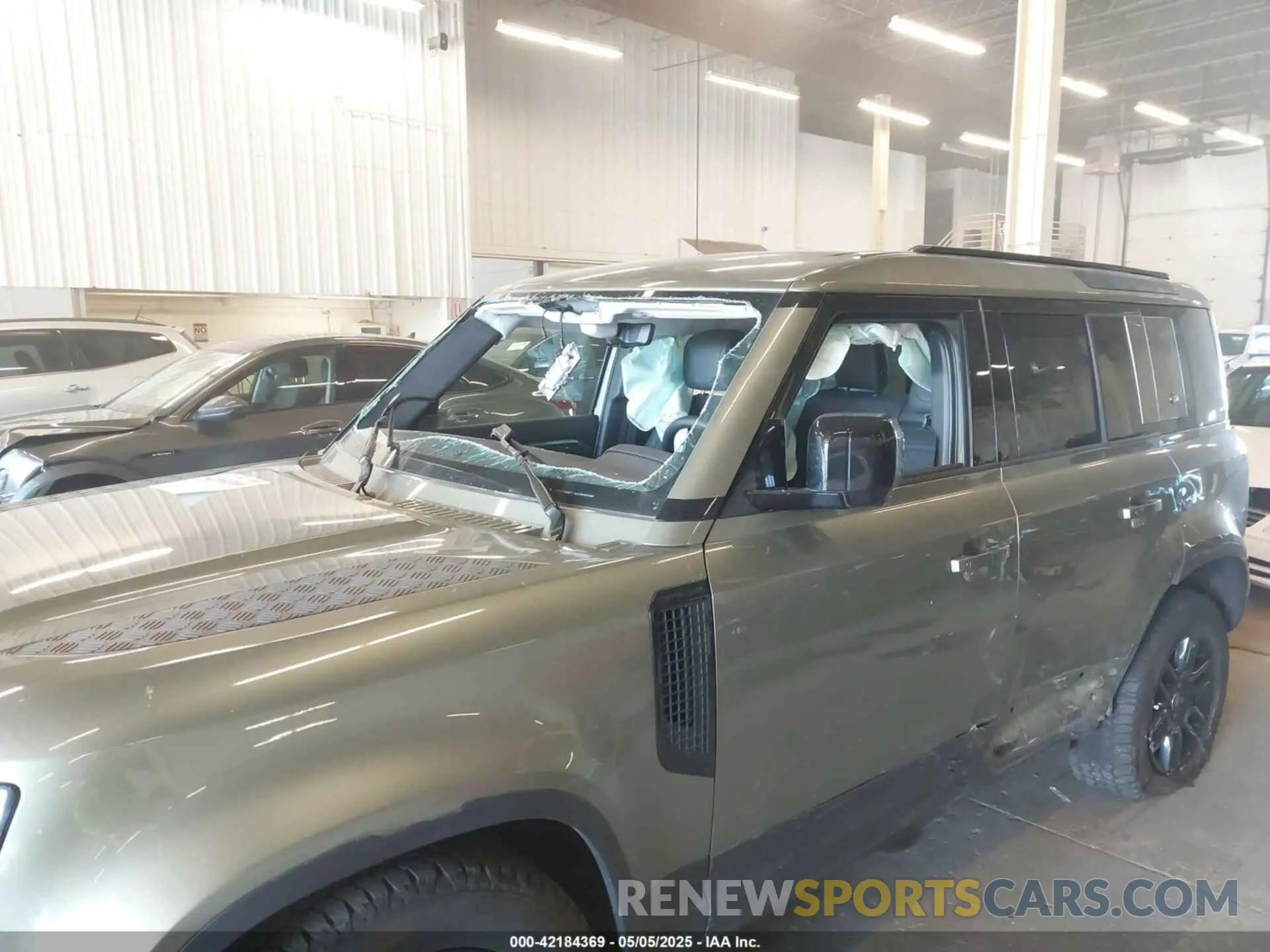 12 Photograph of a damaged car SALEJ7EU2R2312581 LAND ROVER DEFENDER 2024