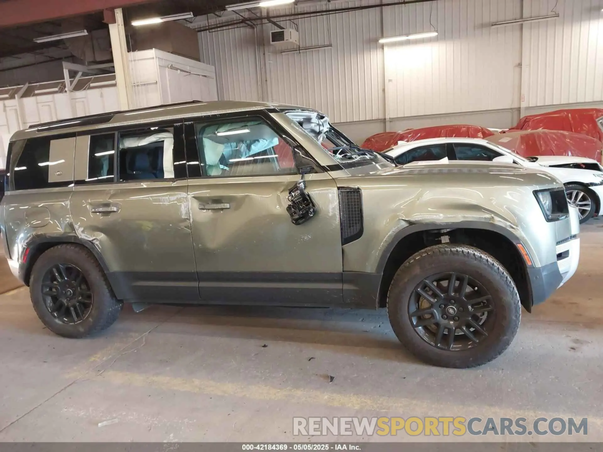 14 Photograph of a damaged car SALEJ7EU2R2312581 LAND ROVER DEFENDER 2024
